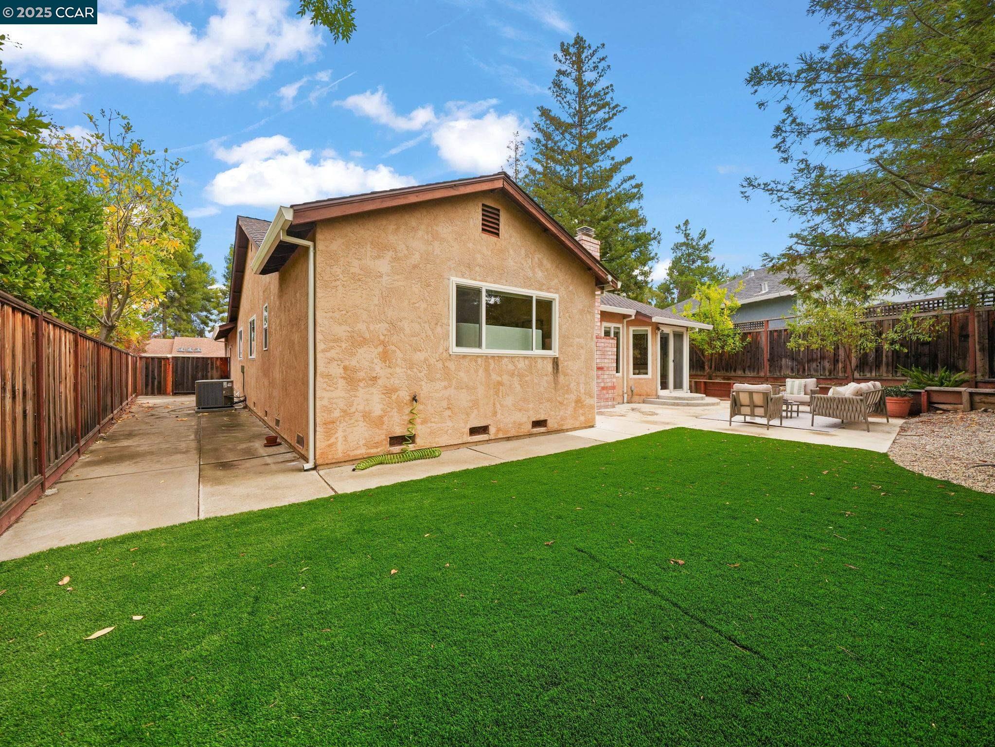 5340 Paso Del Rio, Concord
