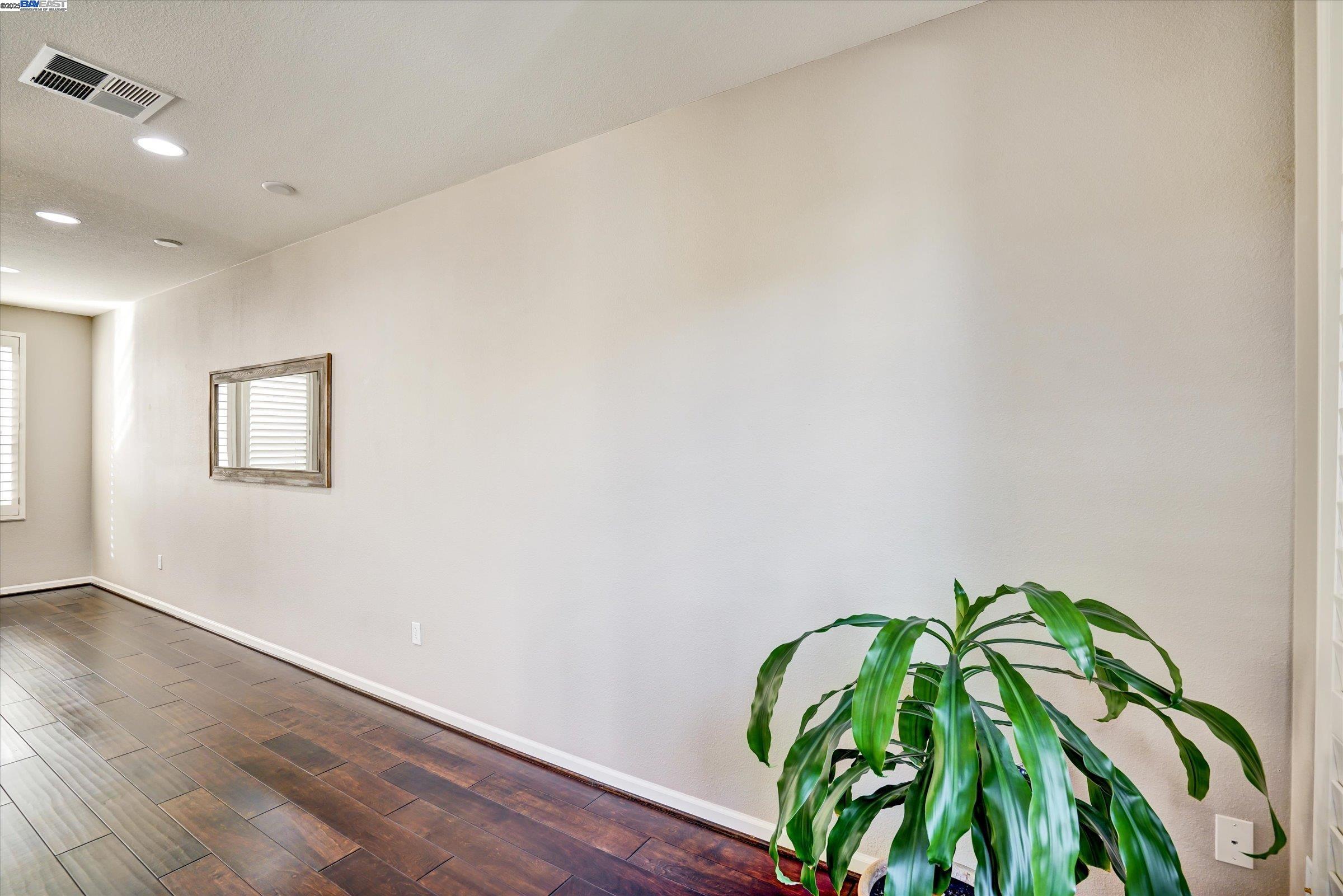 25 Heligan Ln # 9, Livermore Unit: 9