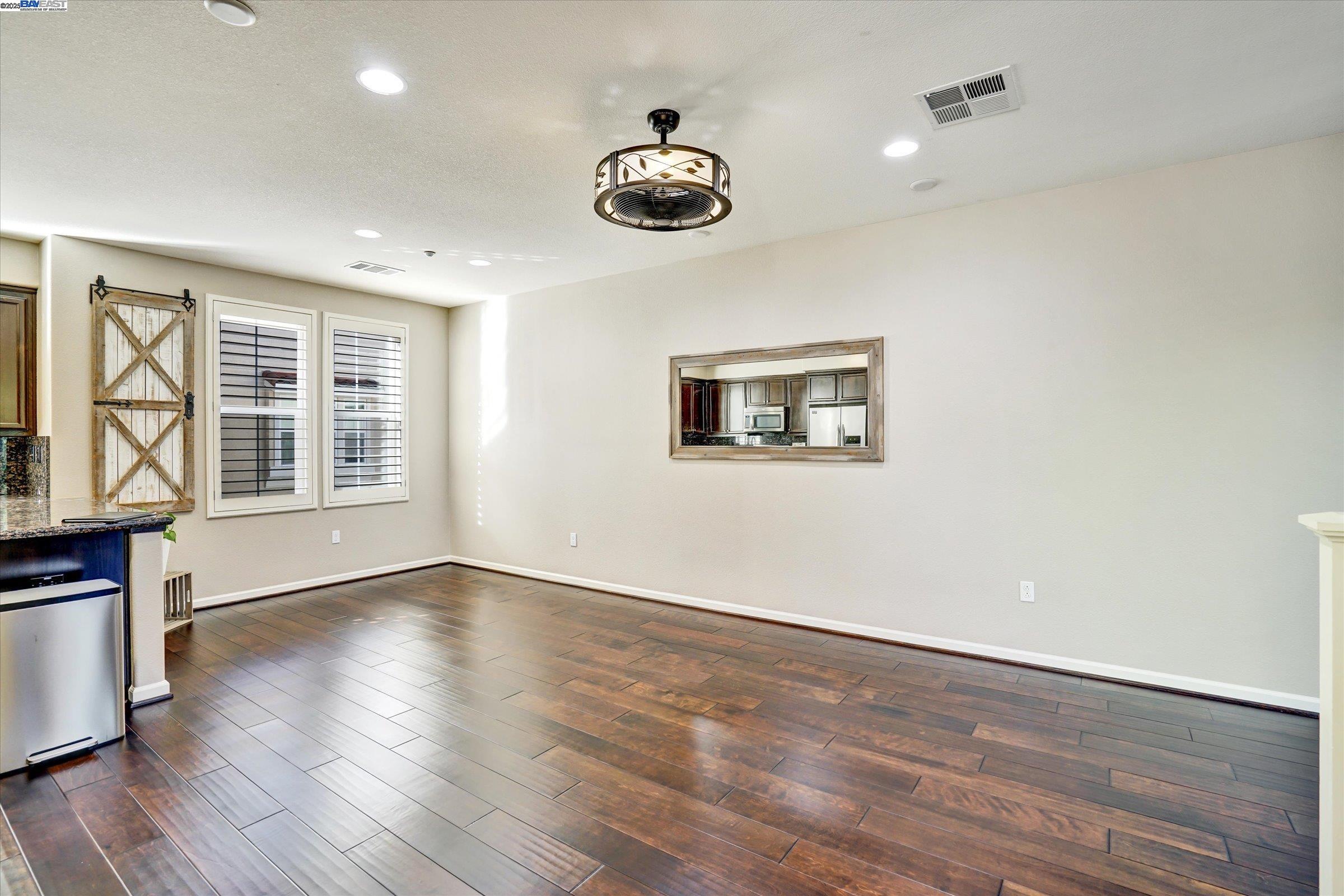 25 Heligan Ln # 9, Livermore Unit: 9