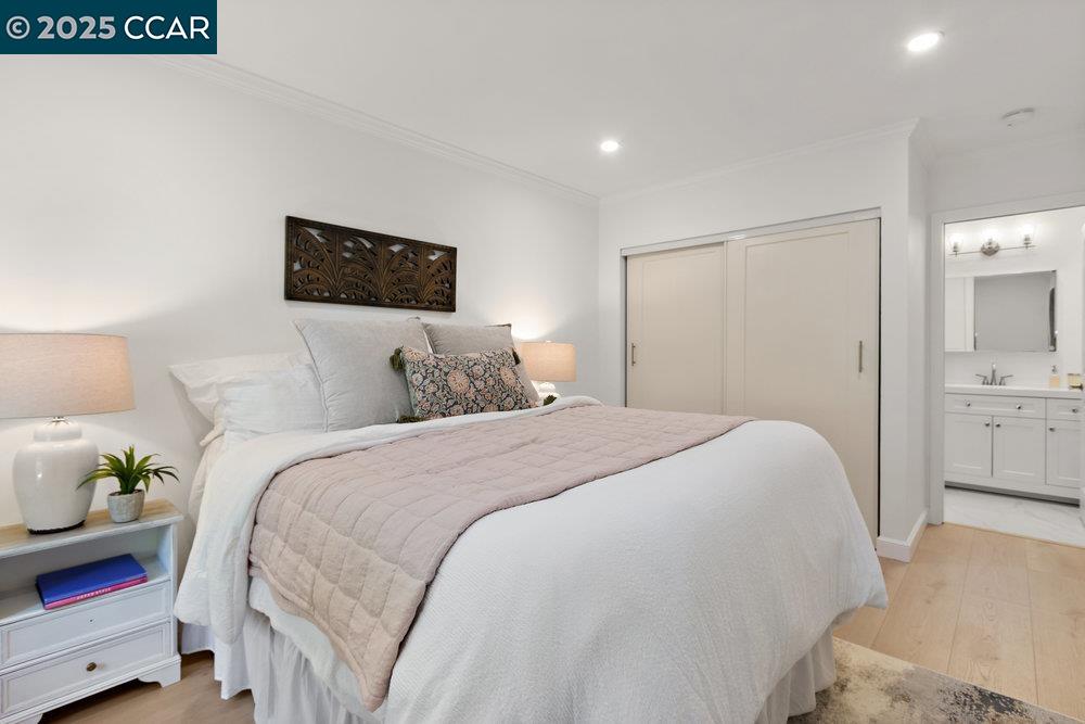 3434 Tice Creek Dr # 5