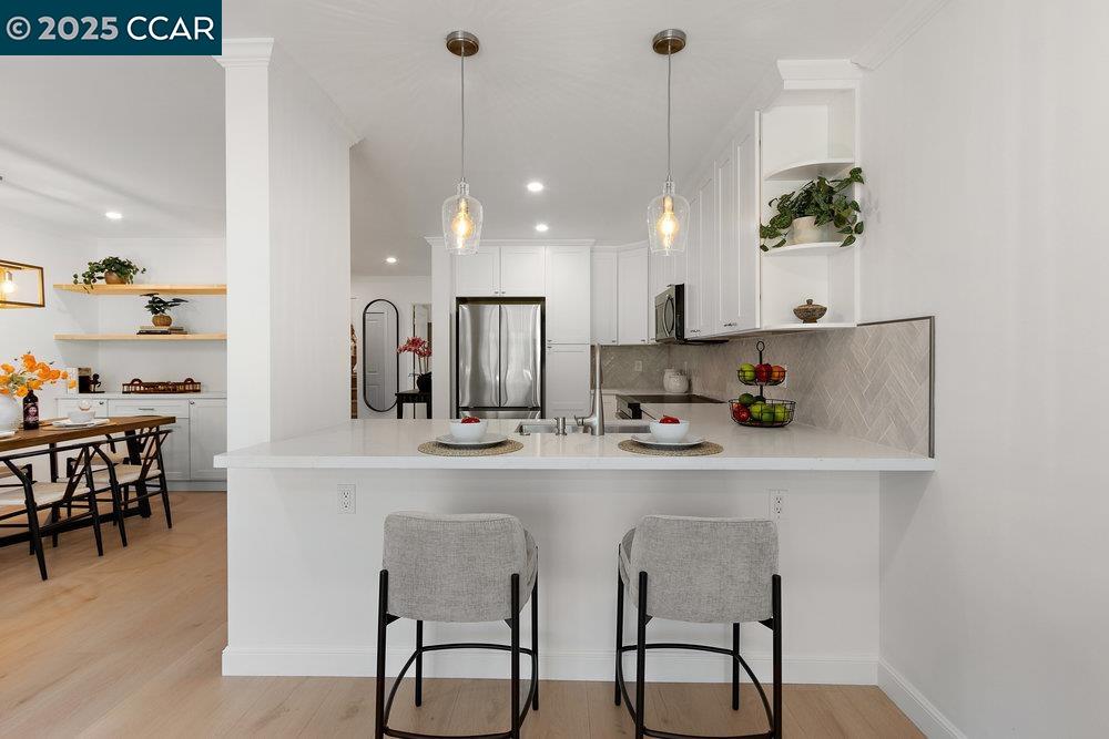 3434 Tice Creek Dr # 5