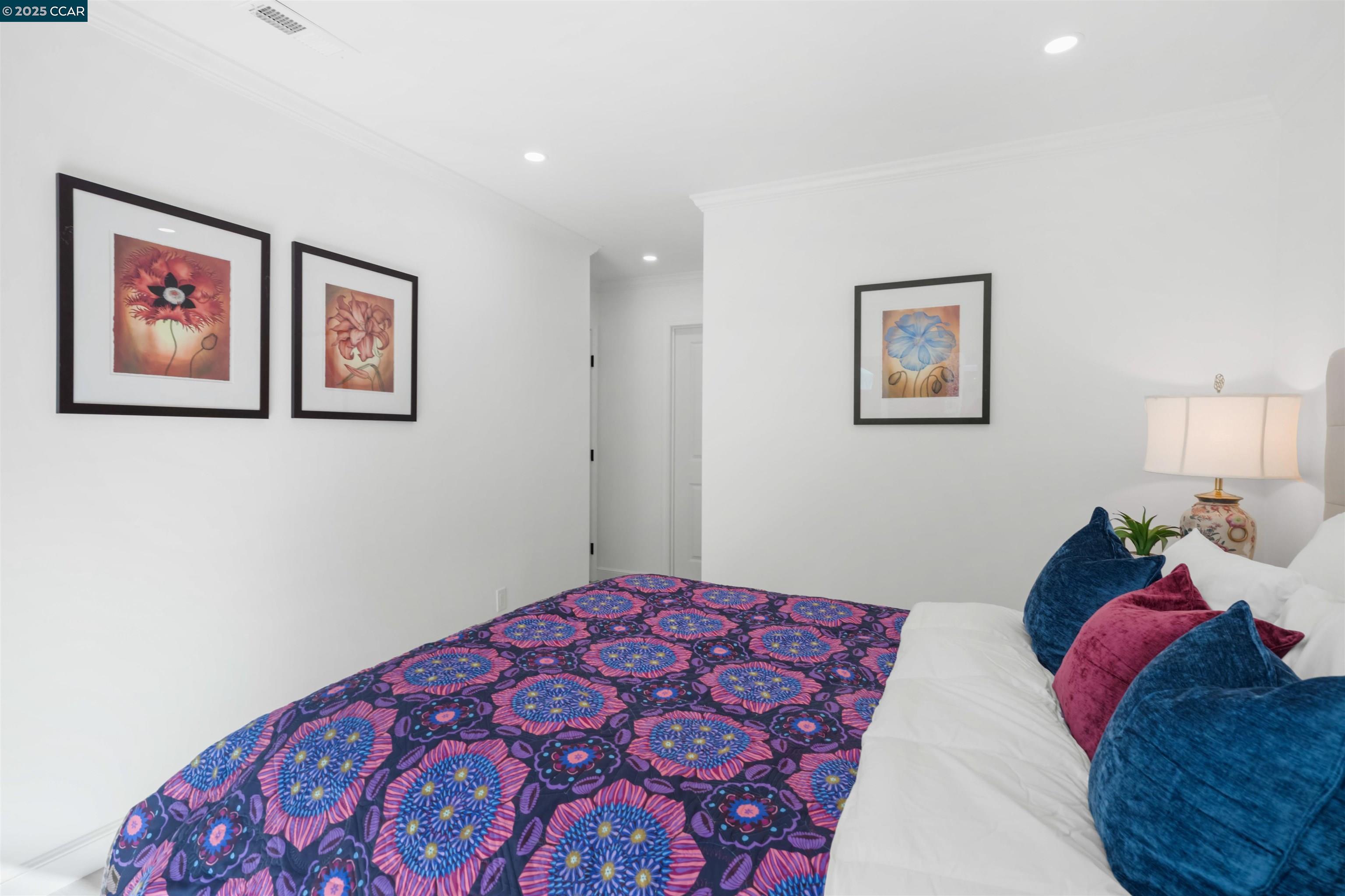 2933 Ptarmigan Dr # 3