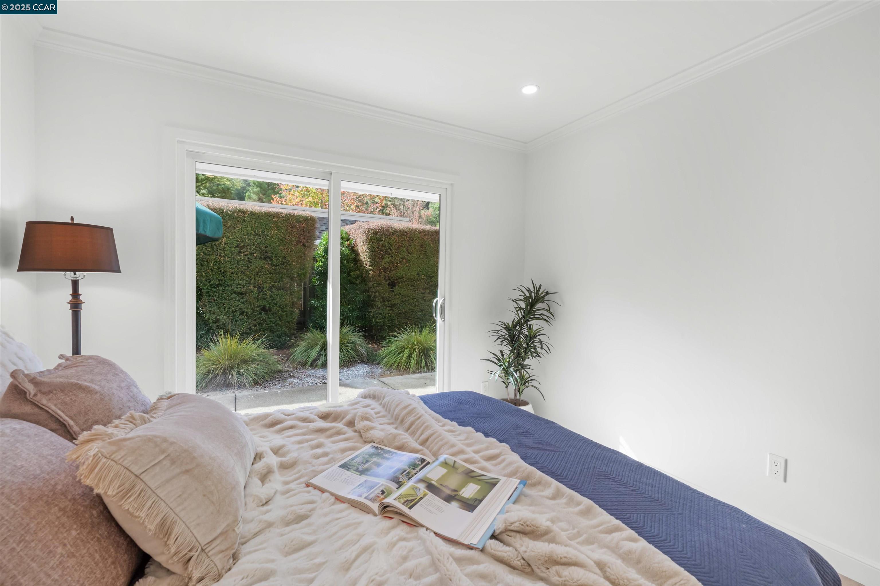 2933 Ptarmigan Dr # 3