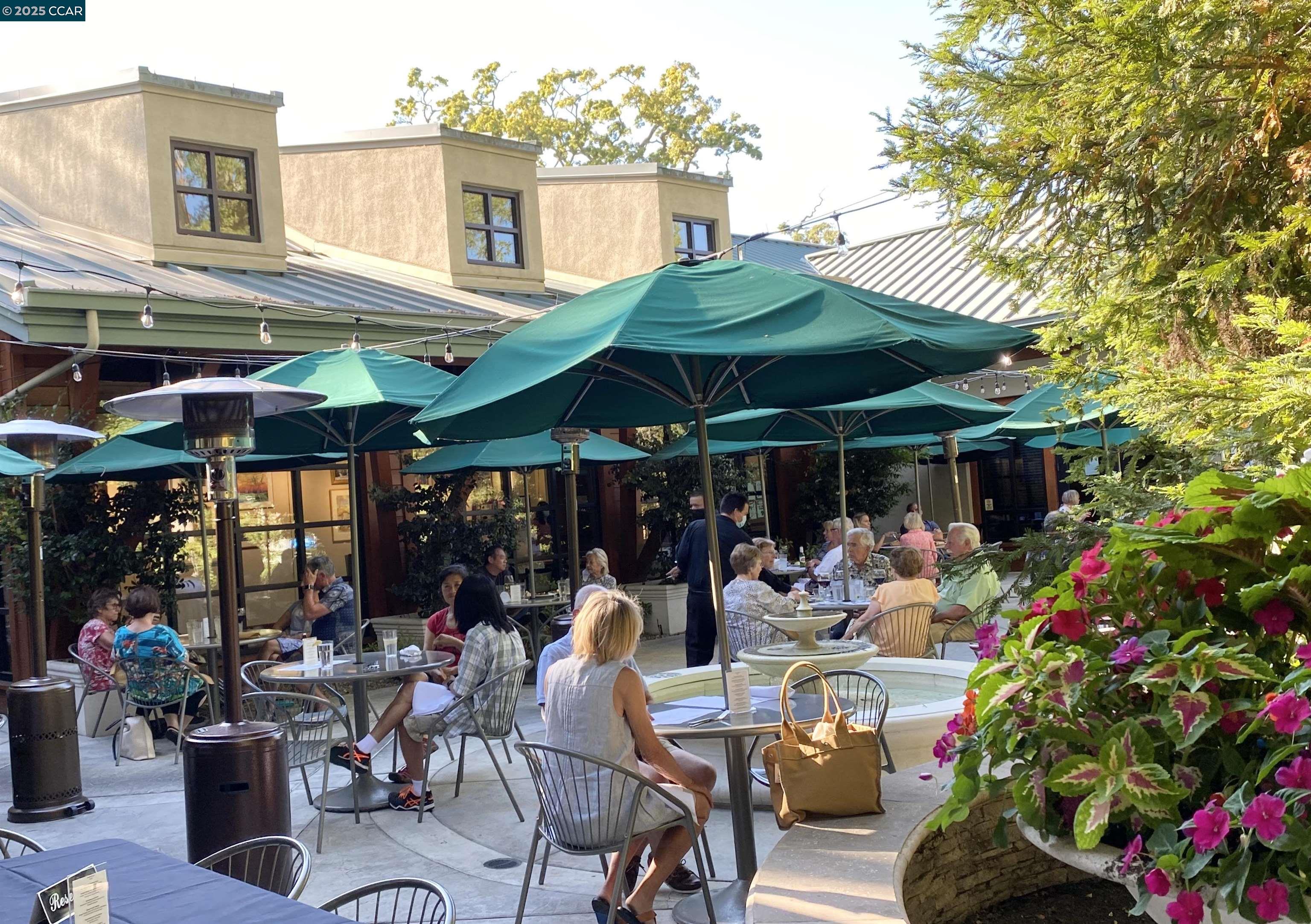 2933 Ptarmigan Dr # 3