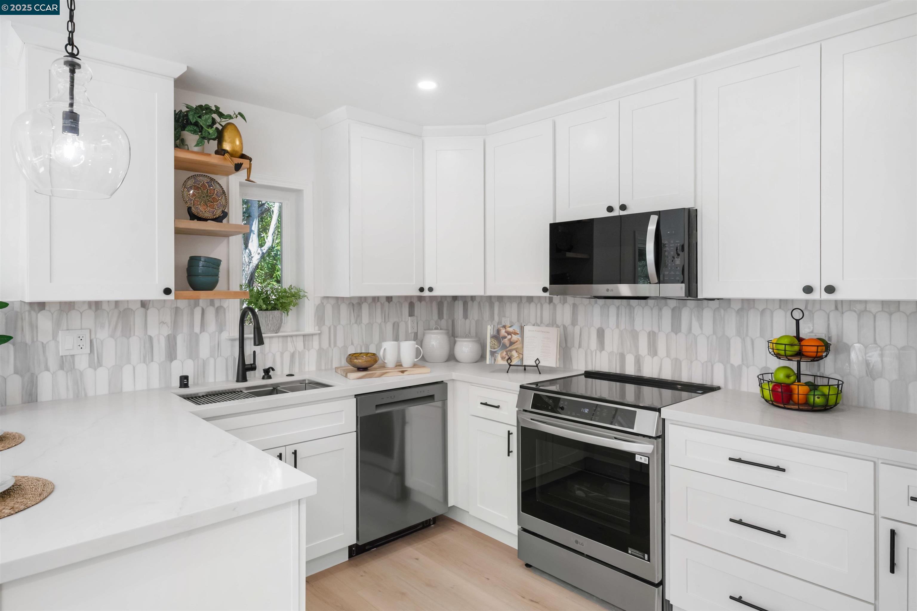 2933 Ptarmigan Dr # 3