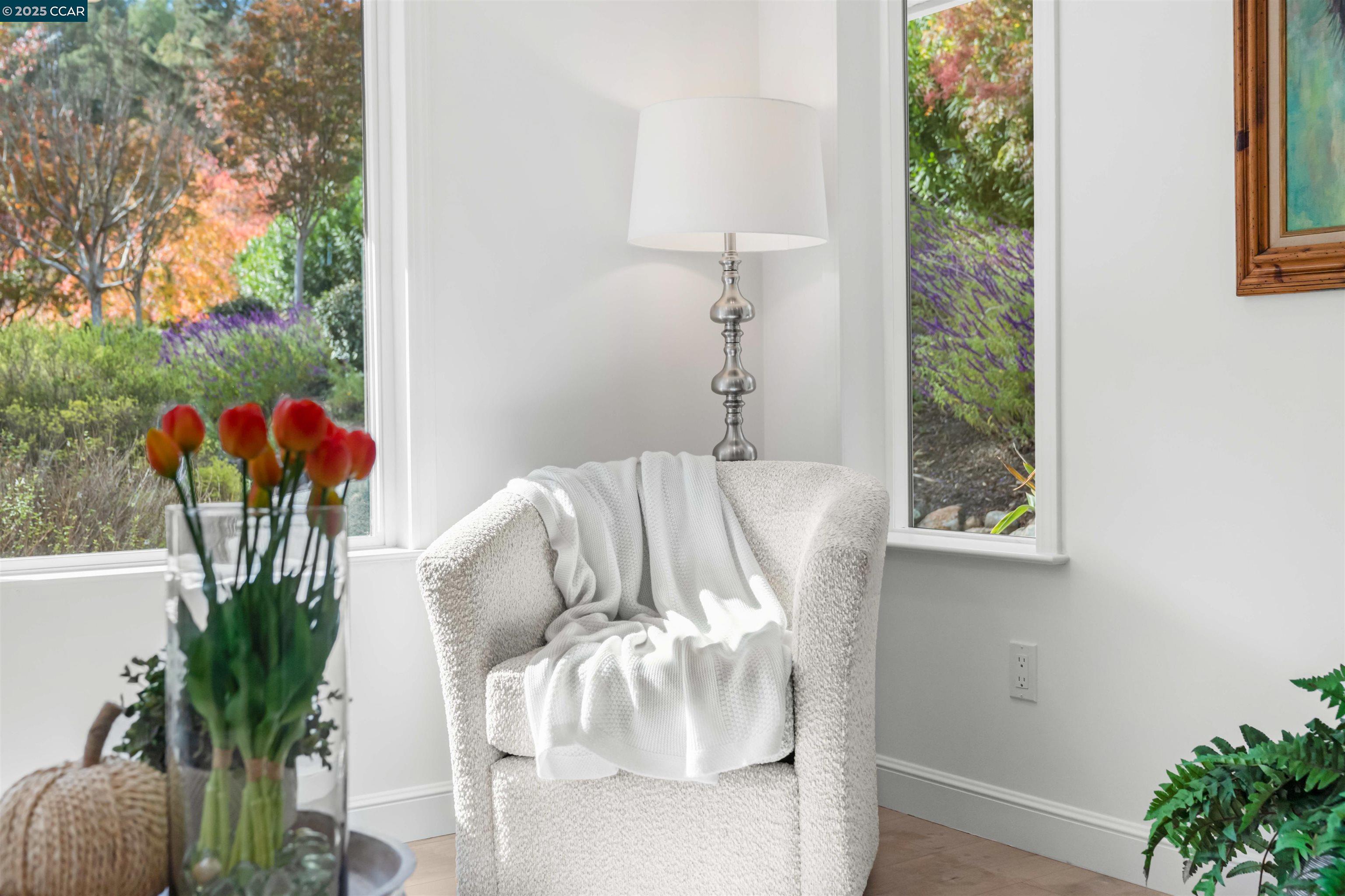 2933 Ptarmigan Dr # 3