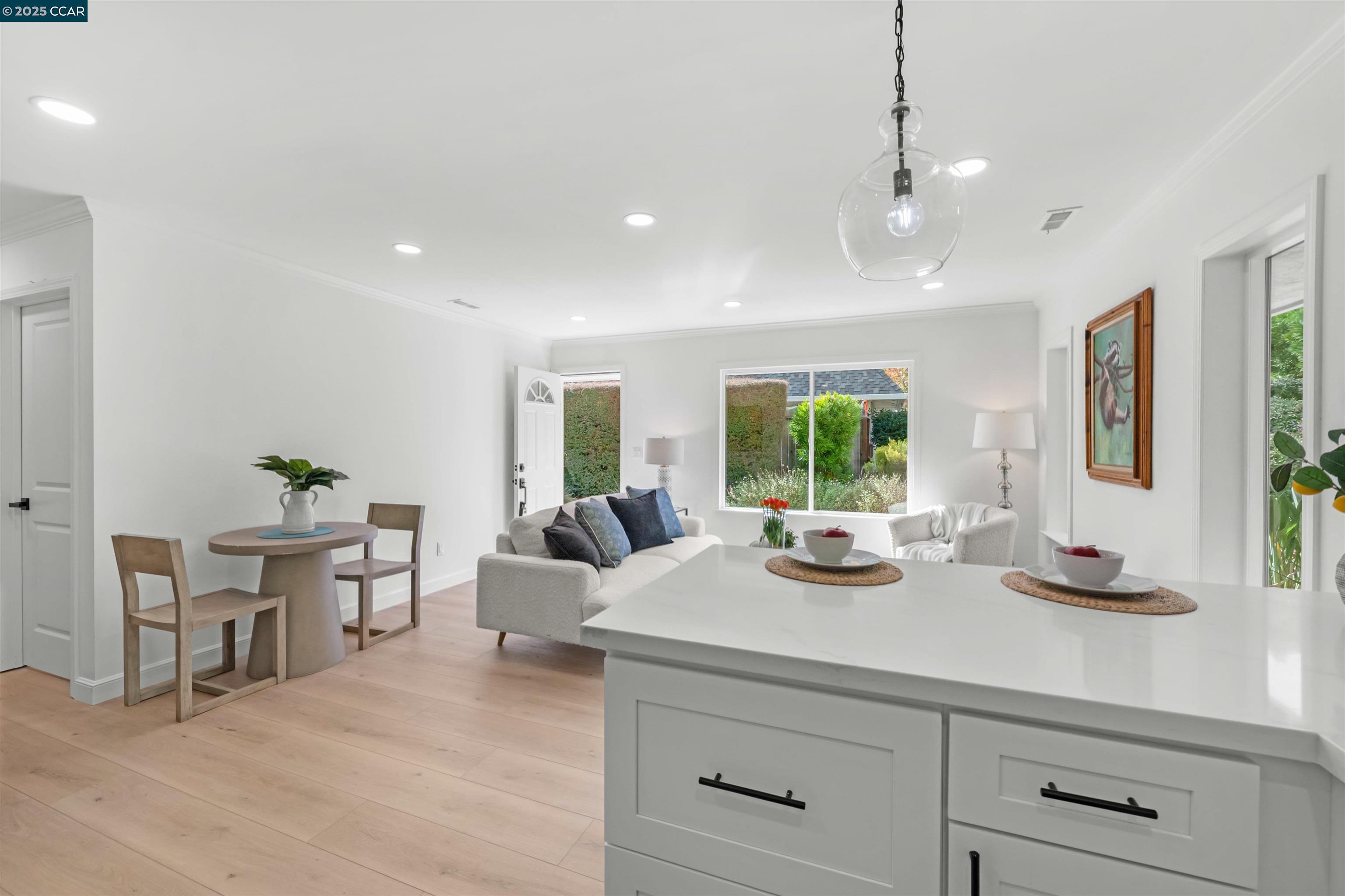 2933 Ptarmigan Dr # 3