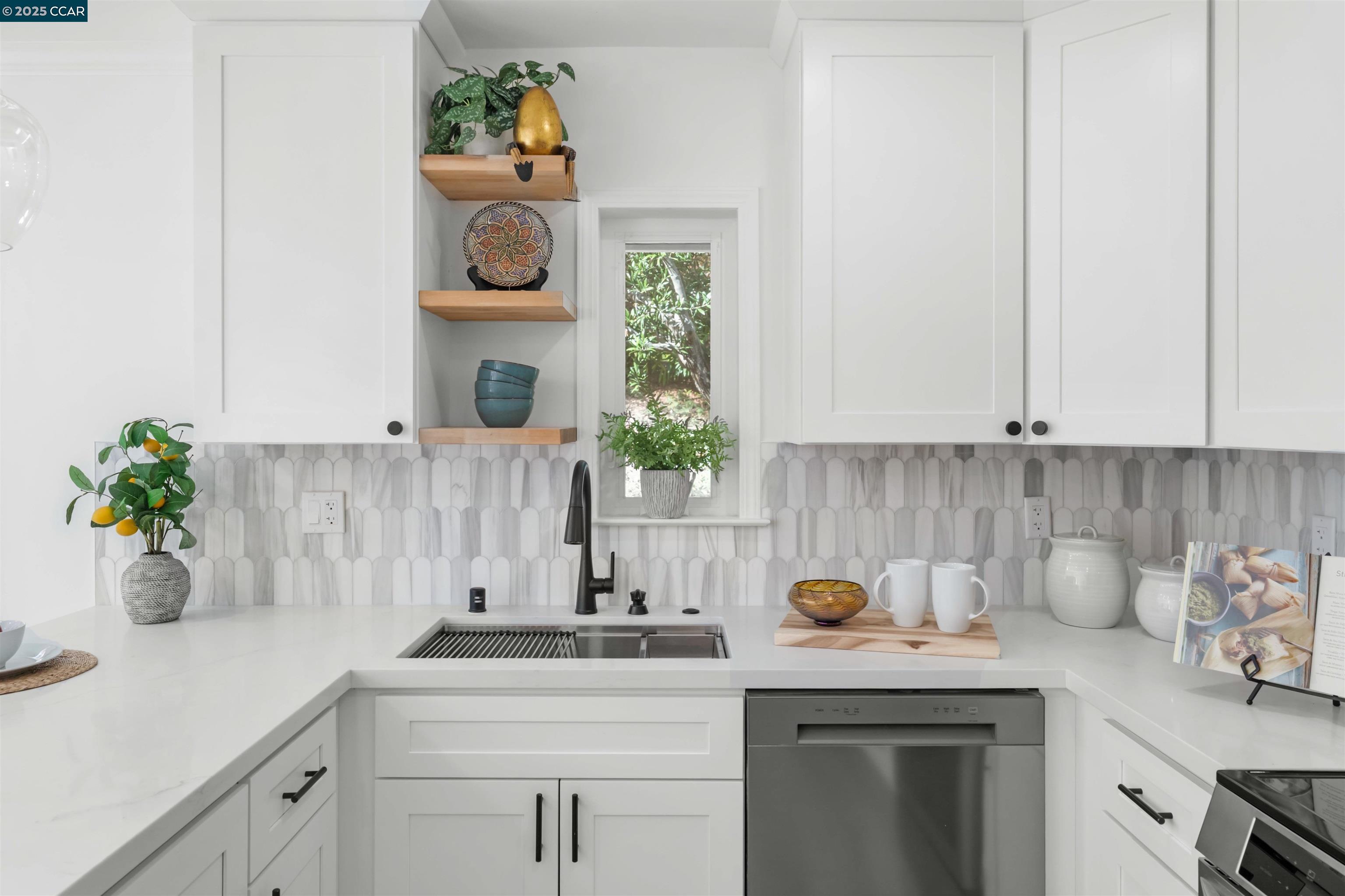 2933 Ptarmigan Dr # 3