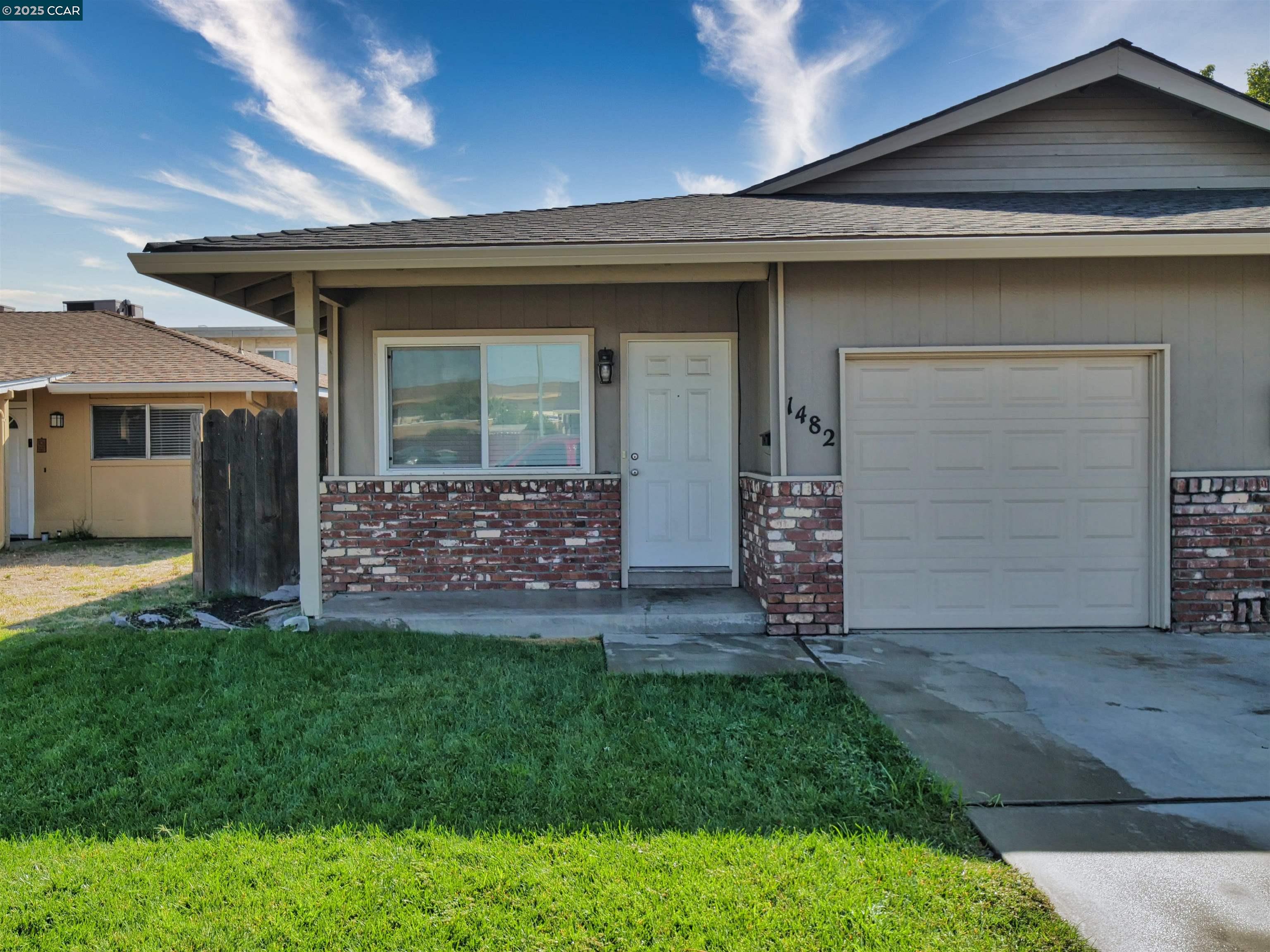 1480 Eastwood Avenue