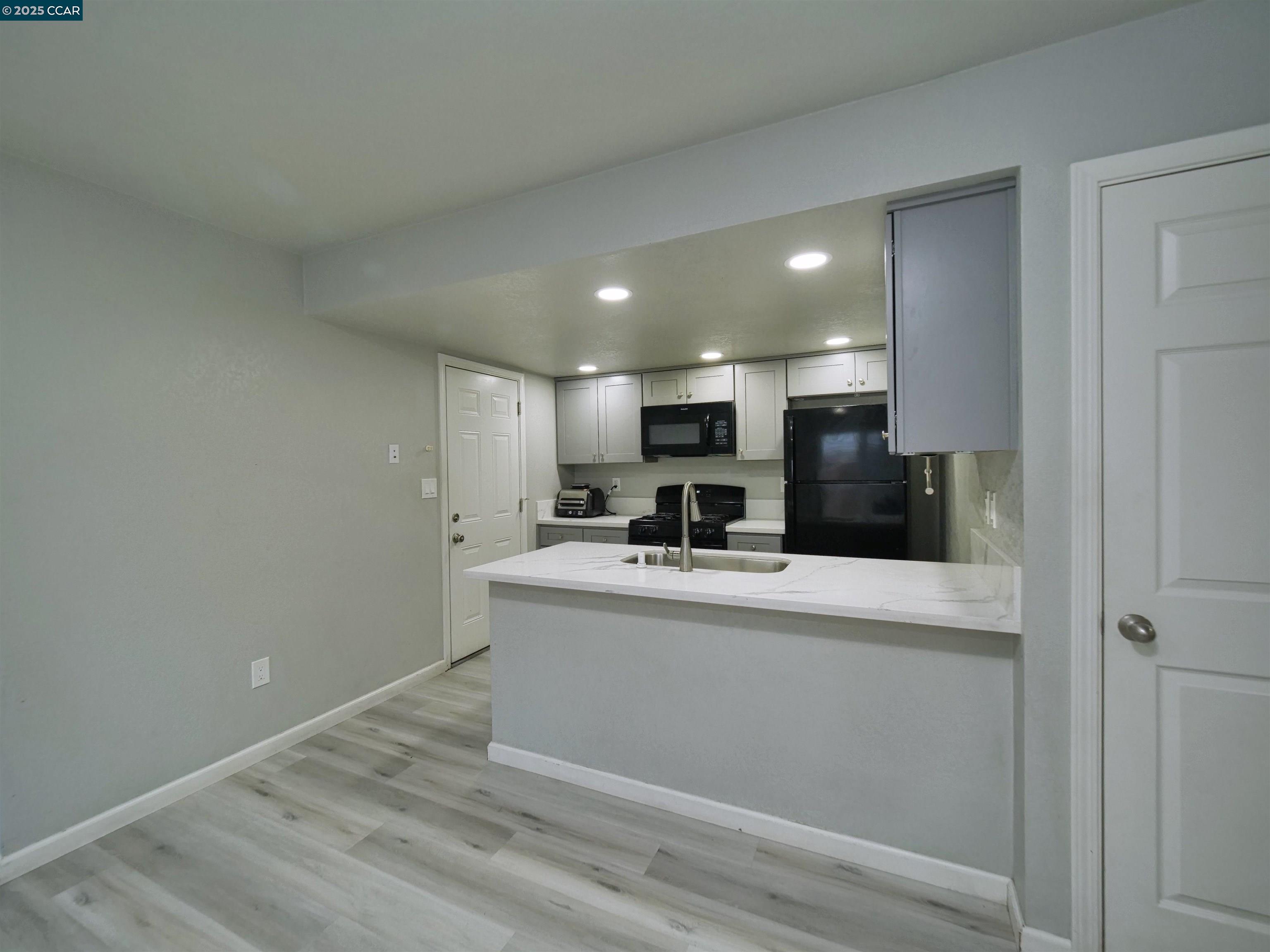 1480 Eastwood Avenue