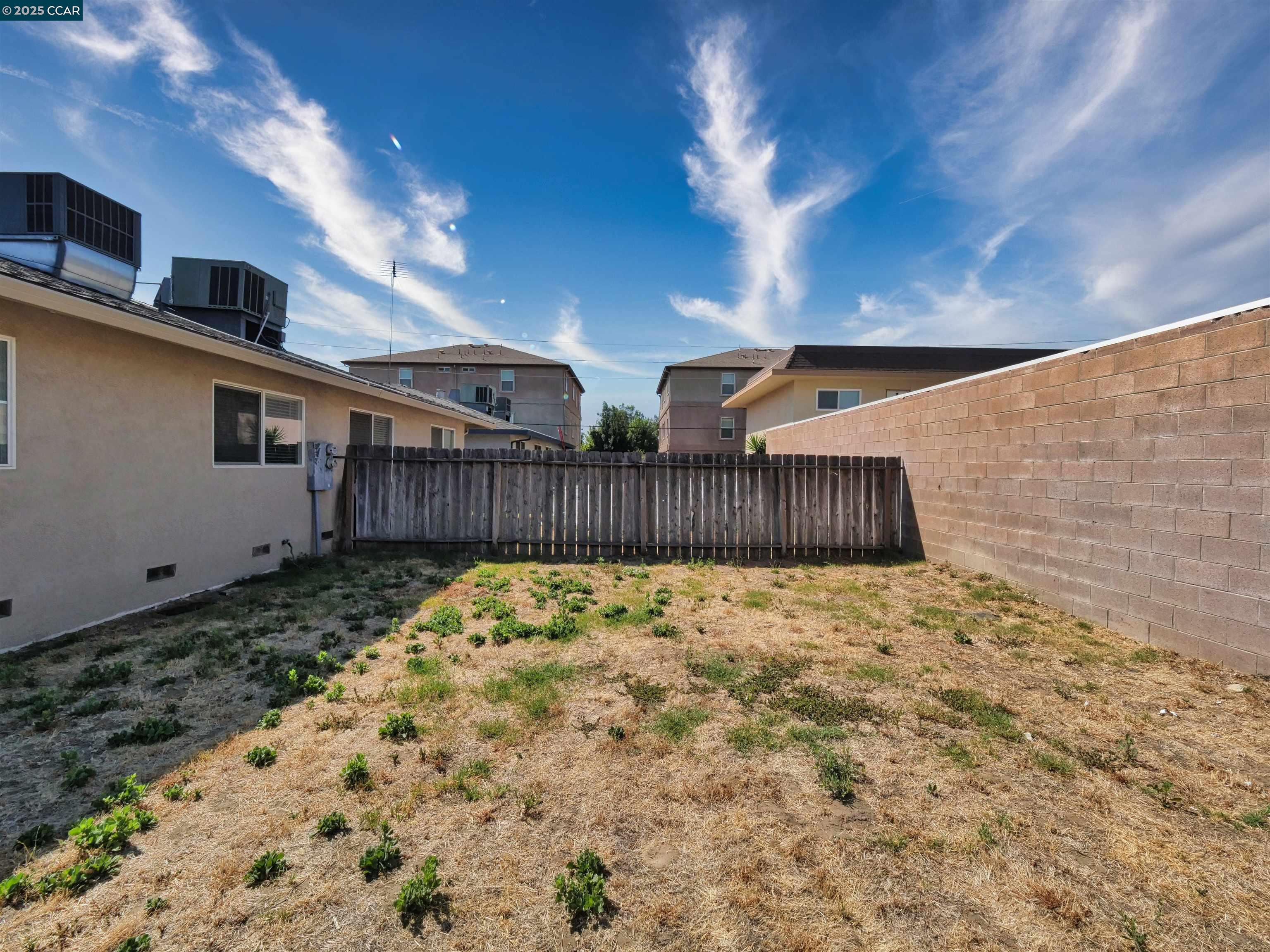 1485 Eastwood Avenue