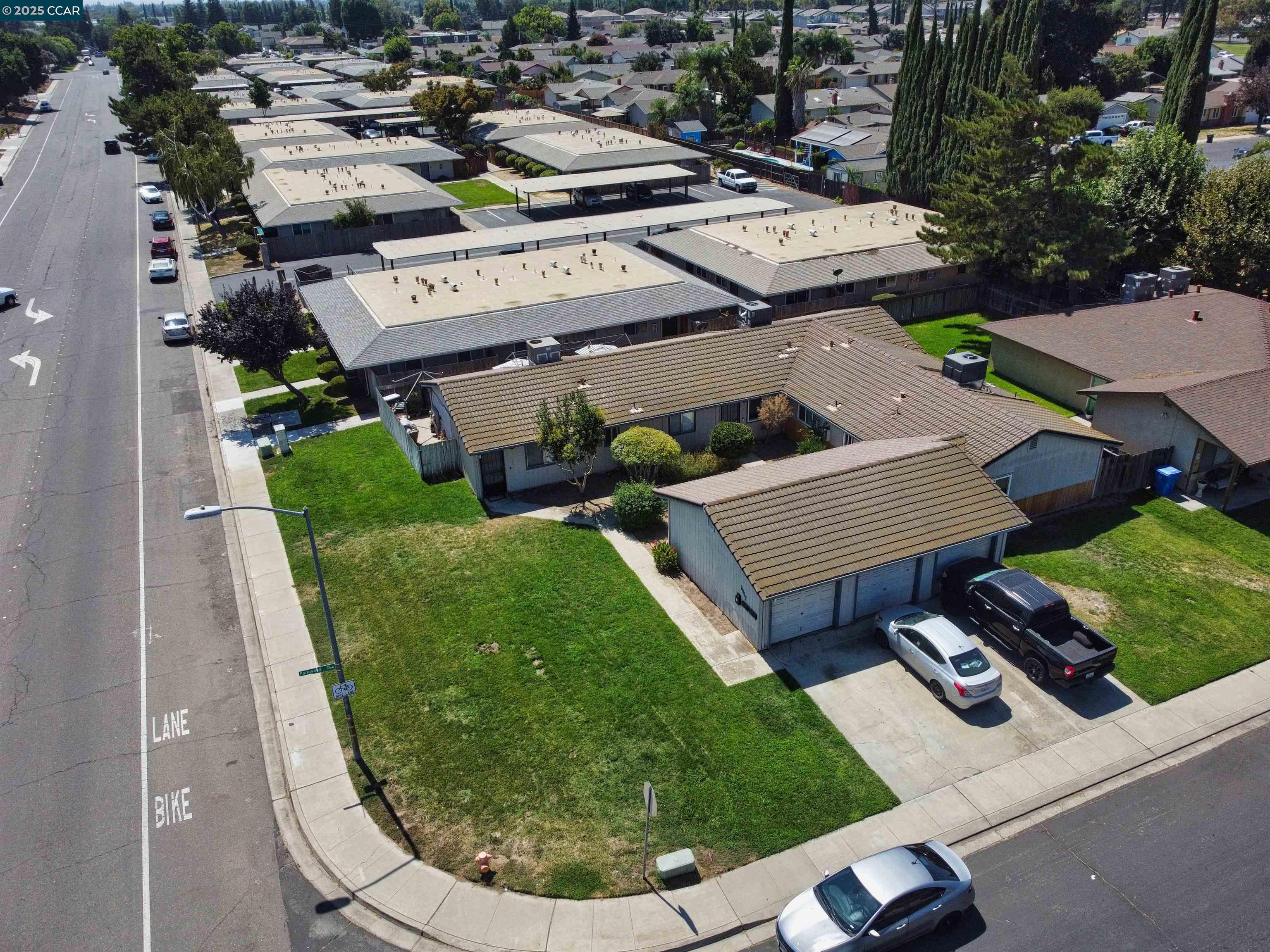 1755 Crestwood Avenue