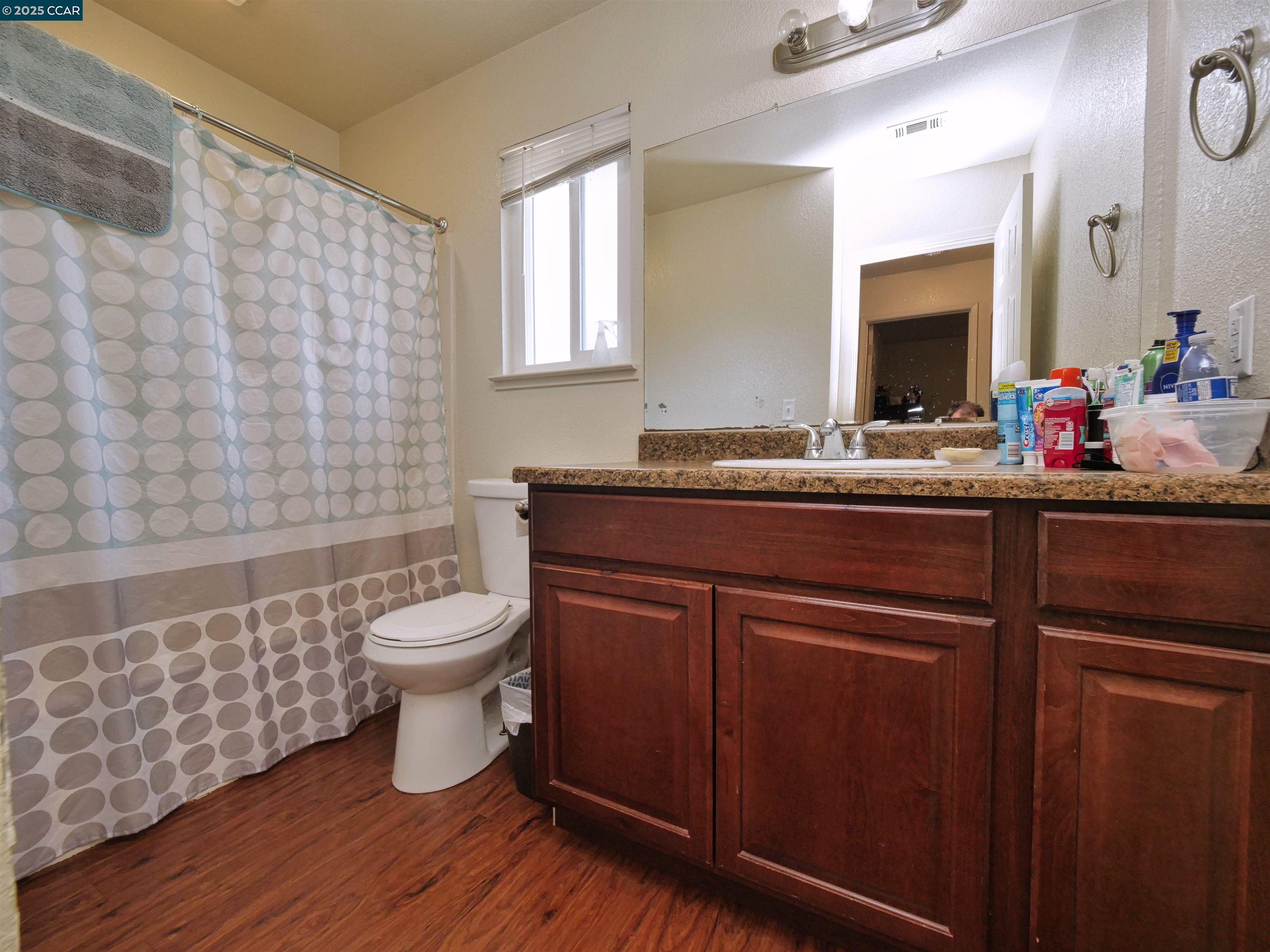 1755 Crestwood Avenue