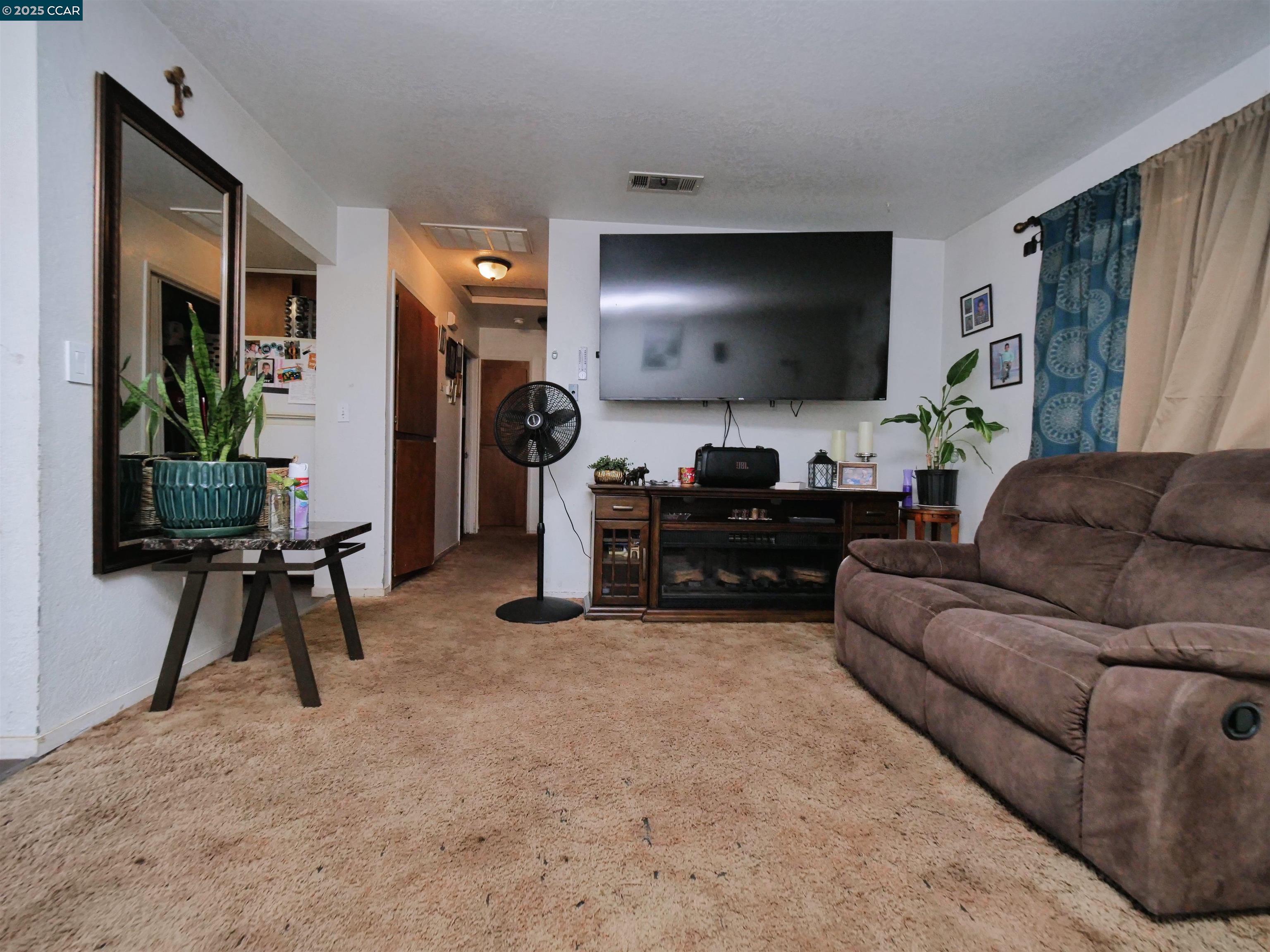 1755 Crestwood Avenue