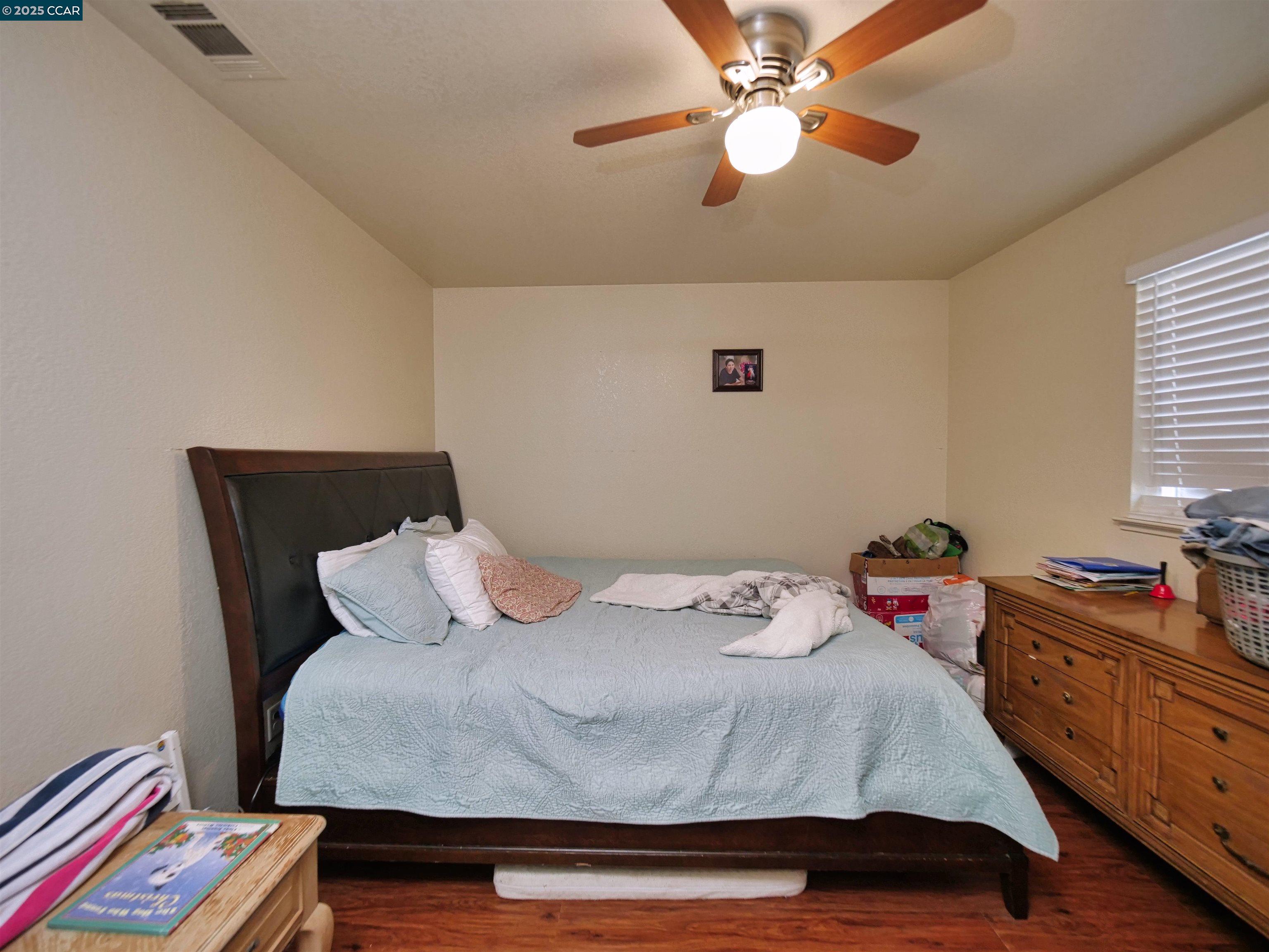 1755 Crestwood Avenue