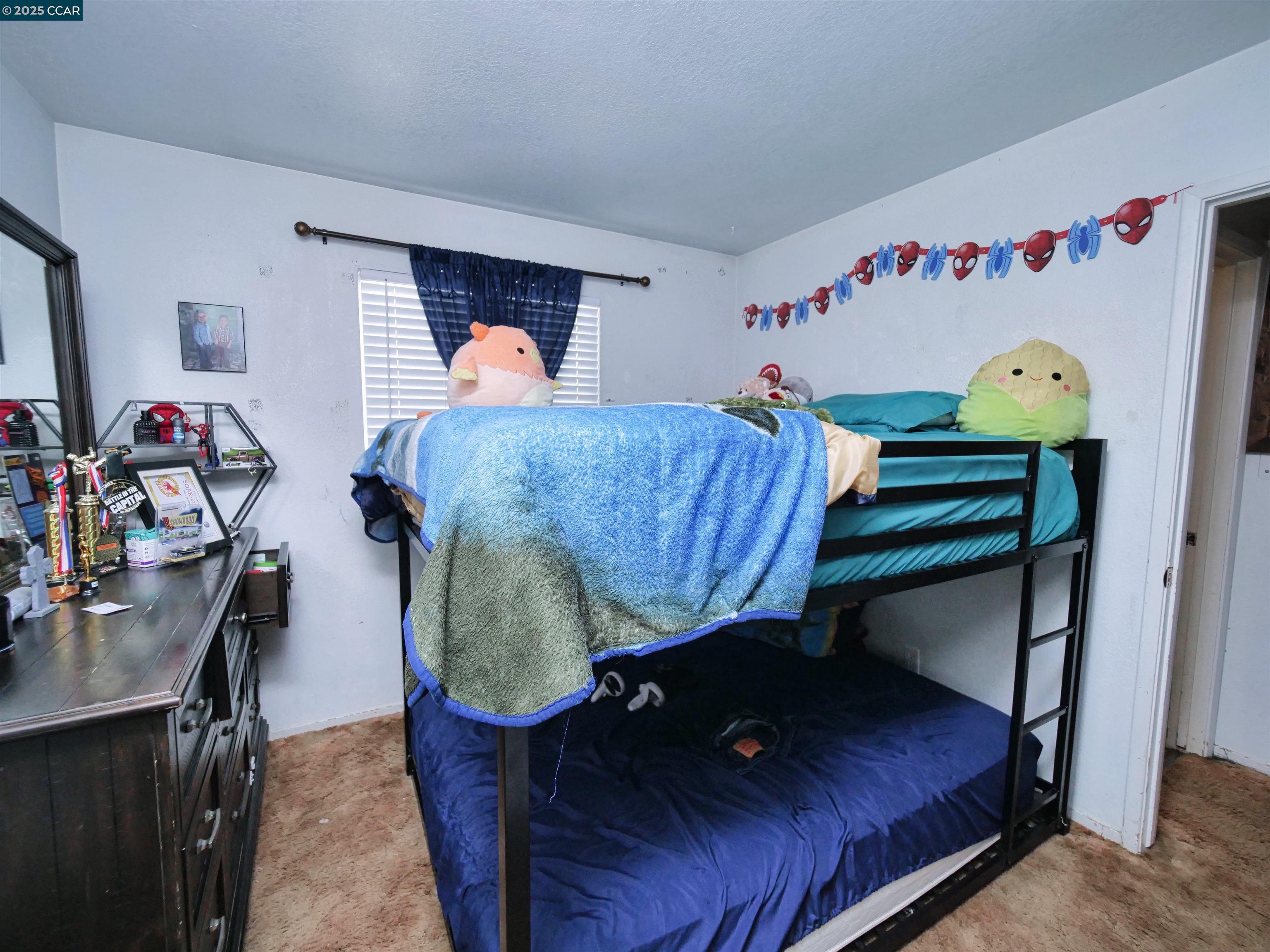 1755 Crestwood Avenue