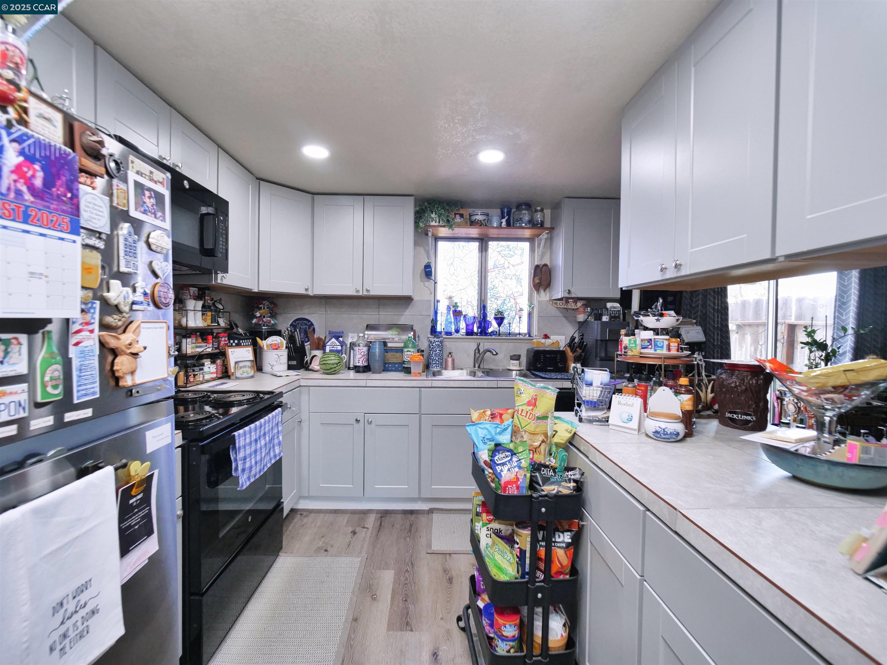 1807 Crestwood Avenue