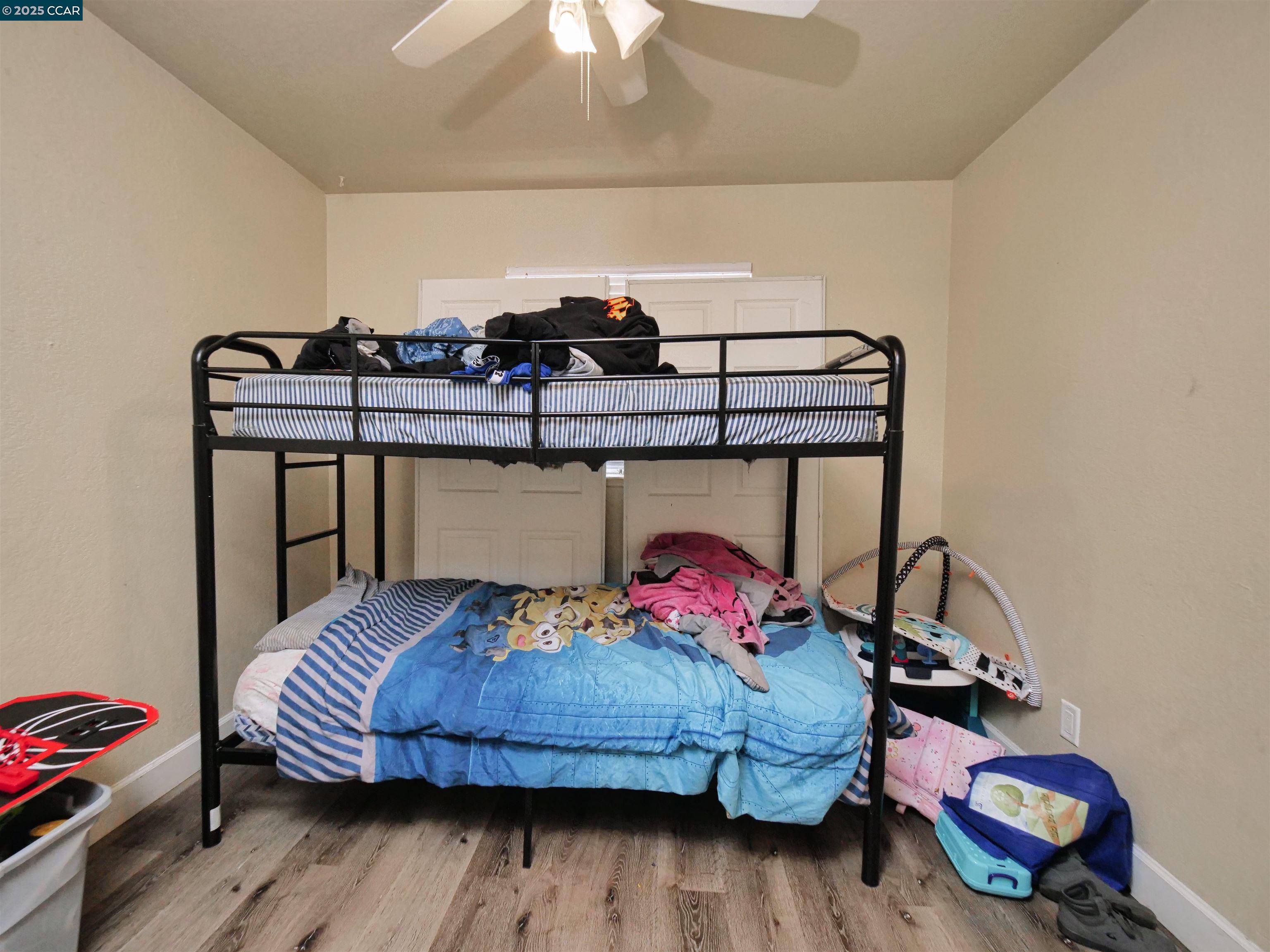 1807 Crestwood Avenue