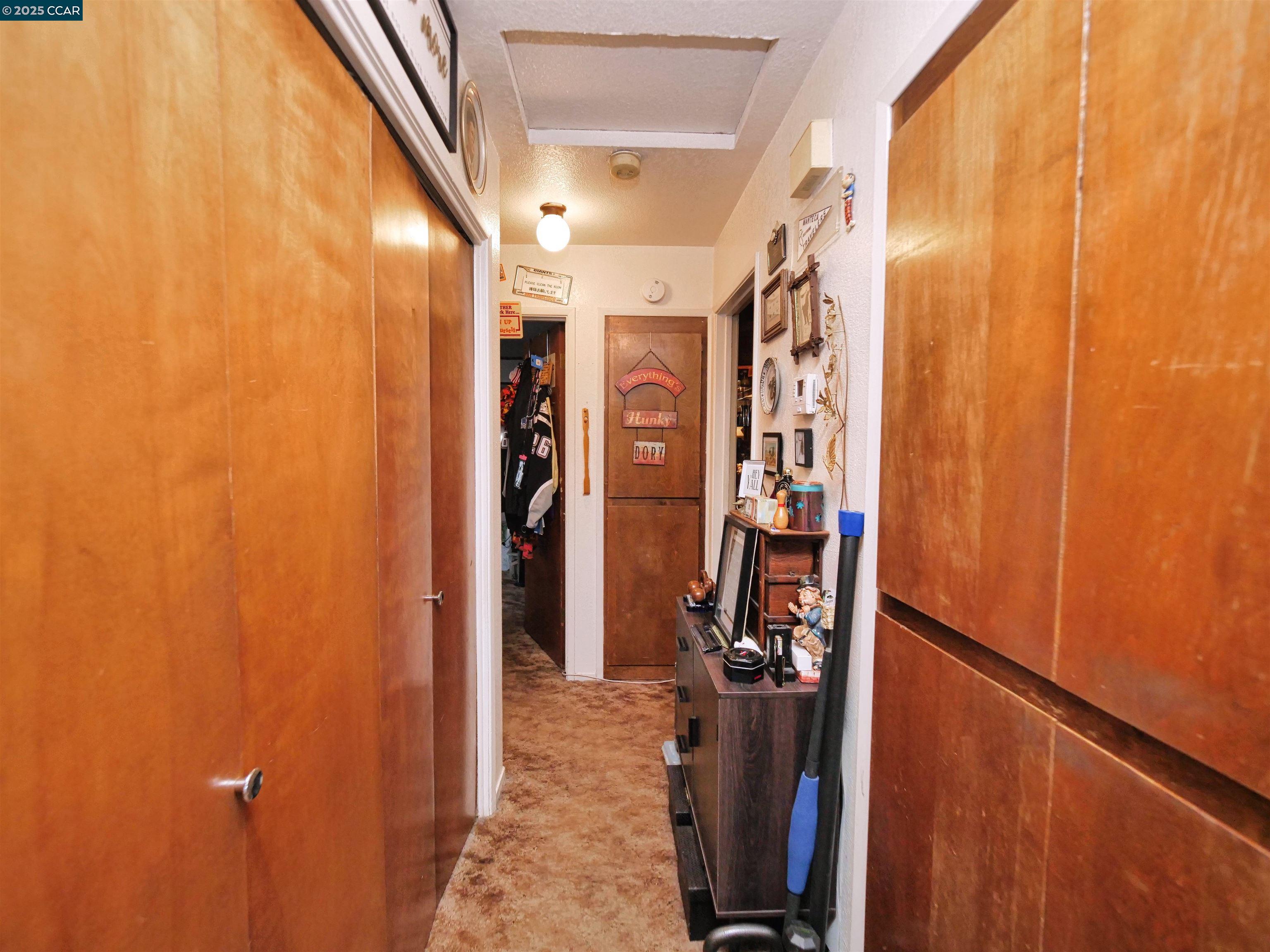 1807 Crestwood Avenue