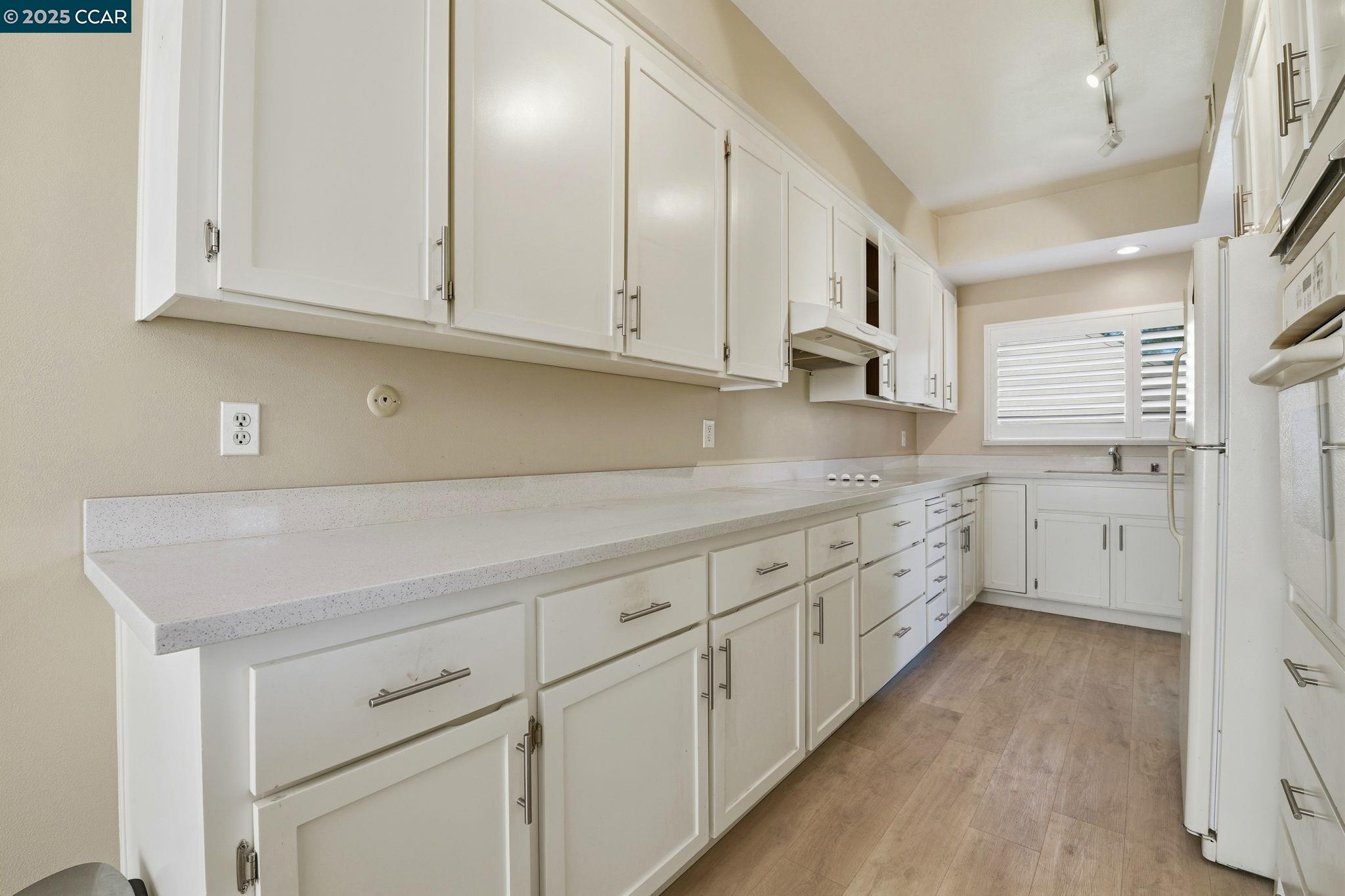 1221 Avenida Sevilla # 1B