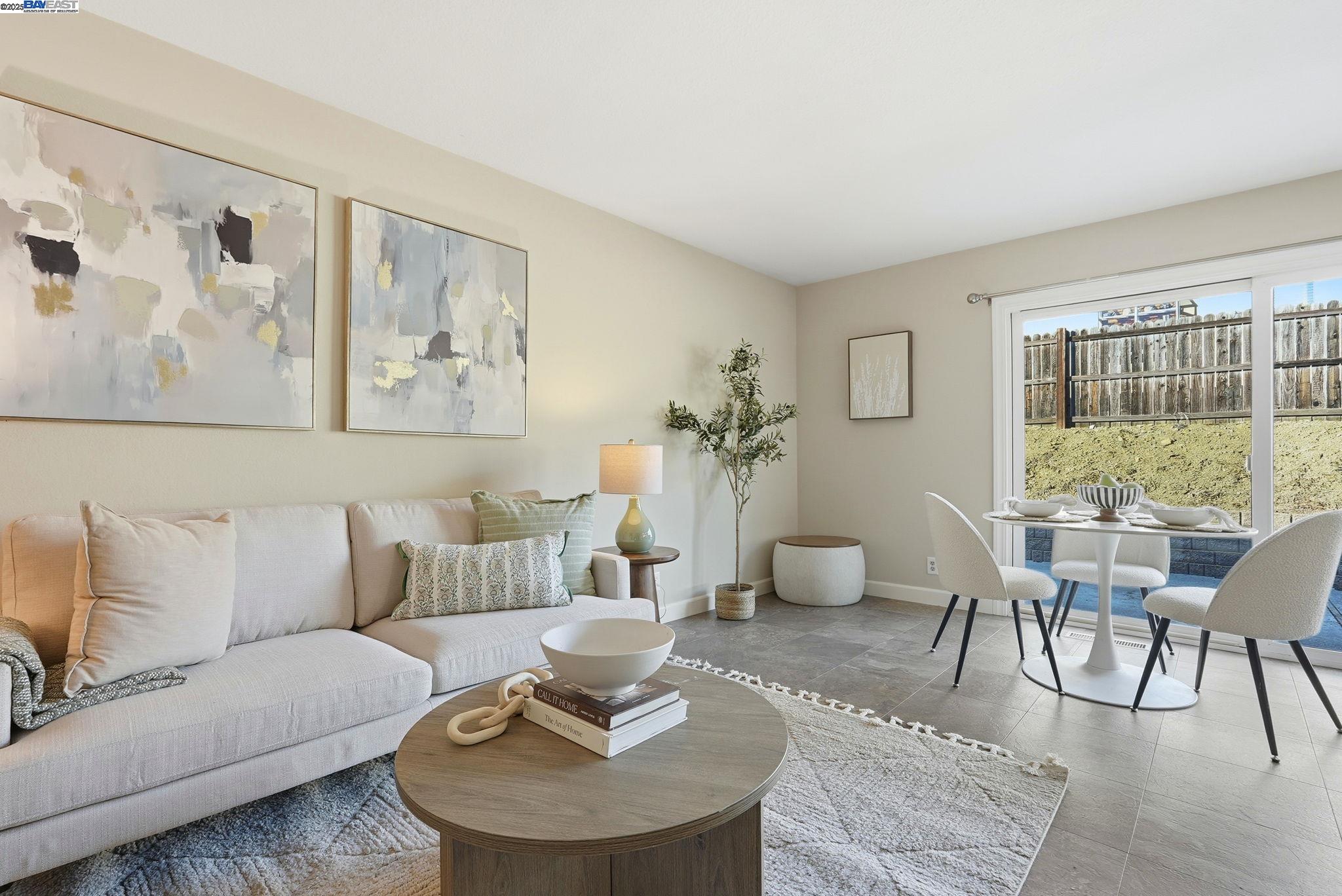 18660 E Cavendish Dr