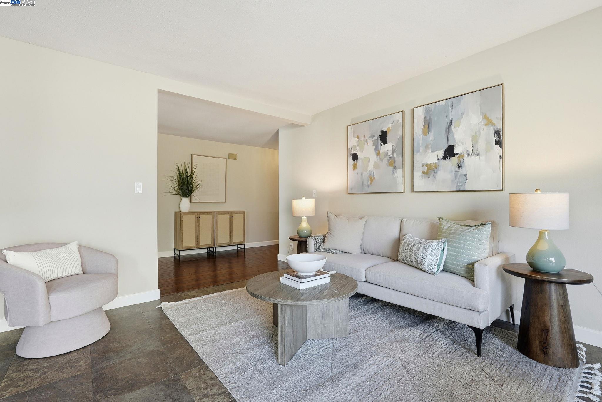 18660 E Cavendish Dr