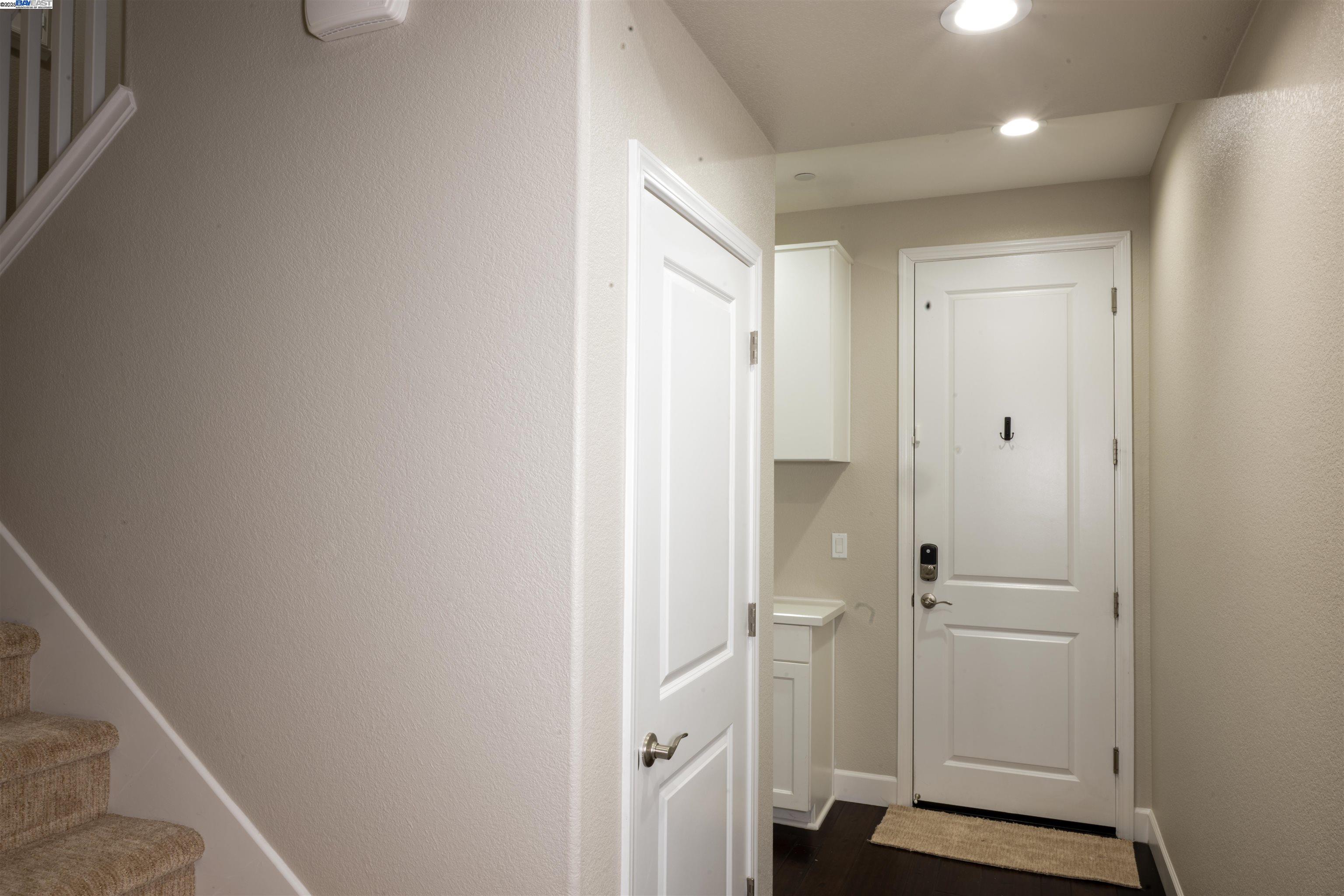 7212 MOUNT VEEDER ROAD