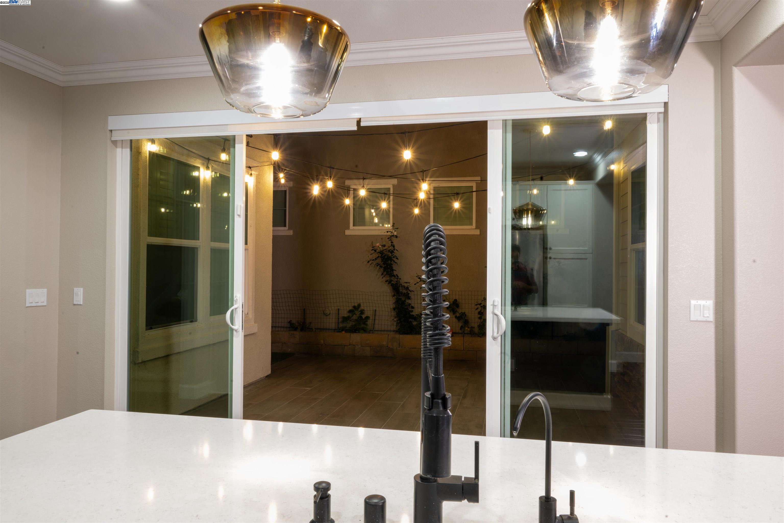 7212 MOUNT VEEDER ROAD