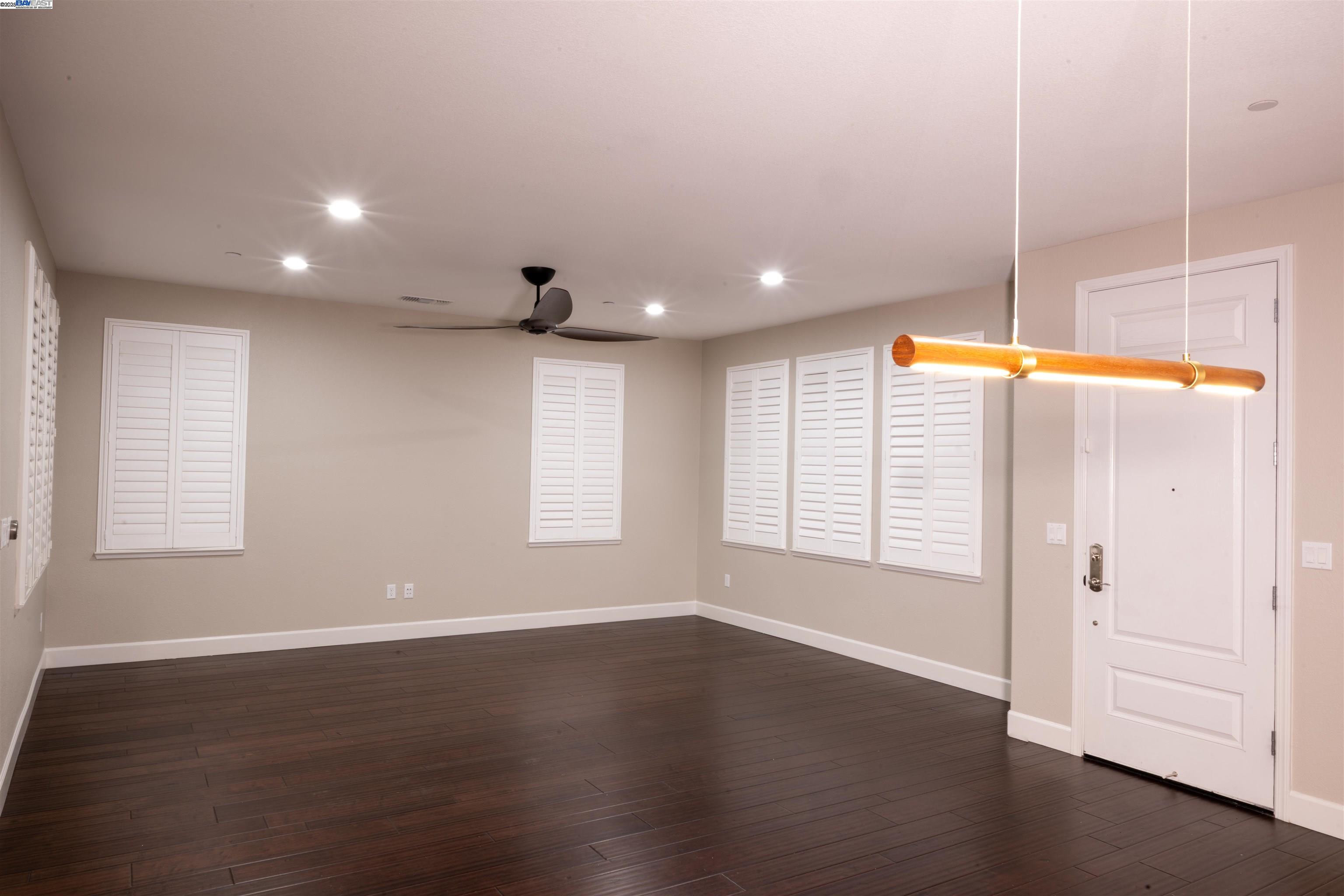 7212 MOUNT VEEDER ROAD