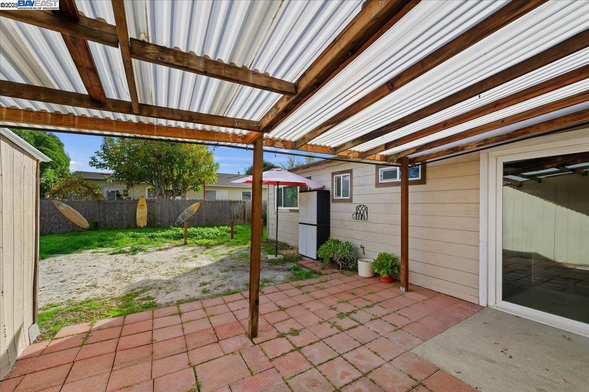 5569 Idlewild Ave