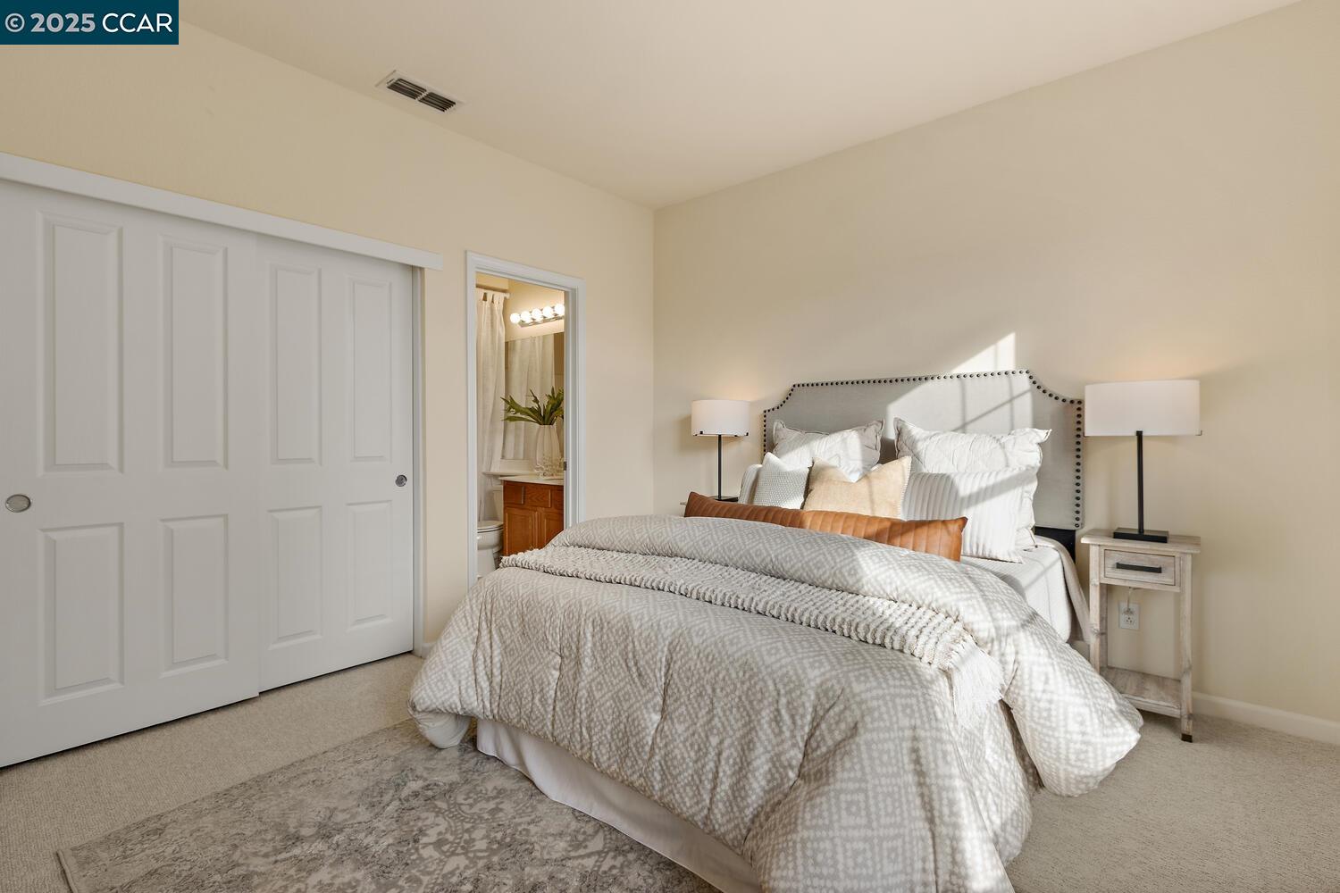 31 Picasso Ct