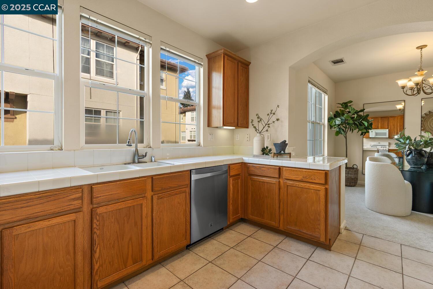 31 Picasso Ct