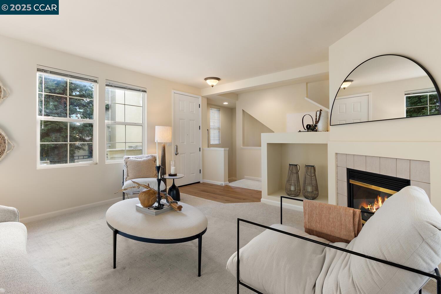 31 Picasso Ct