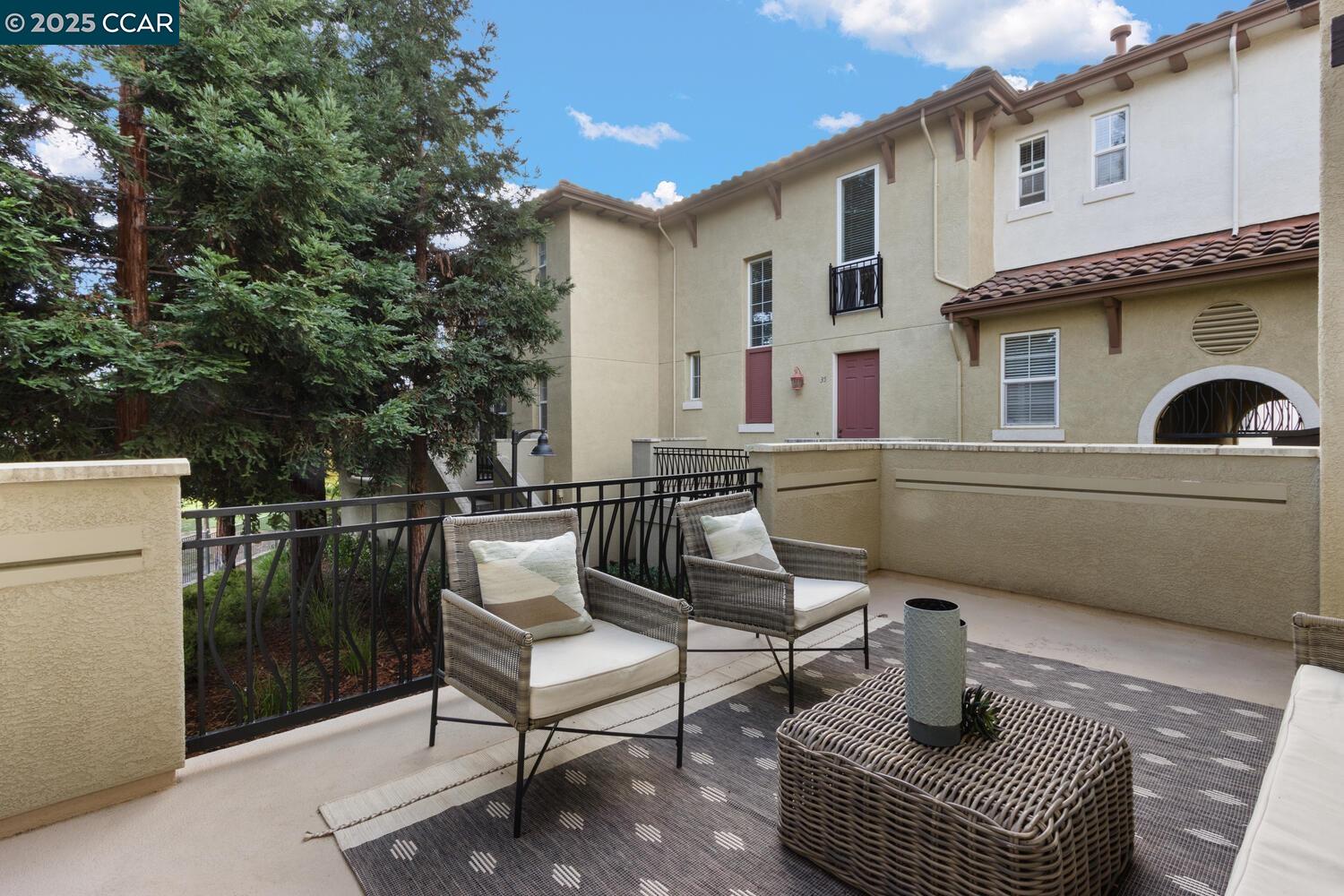 31 Picasso Ct