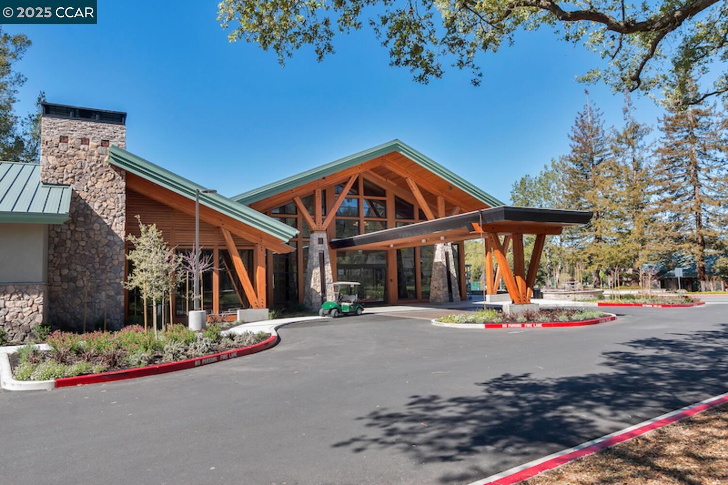 1501 Skycrest Dr # 3