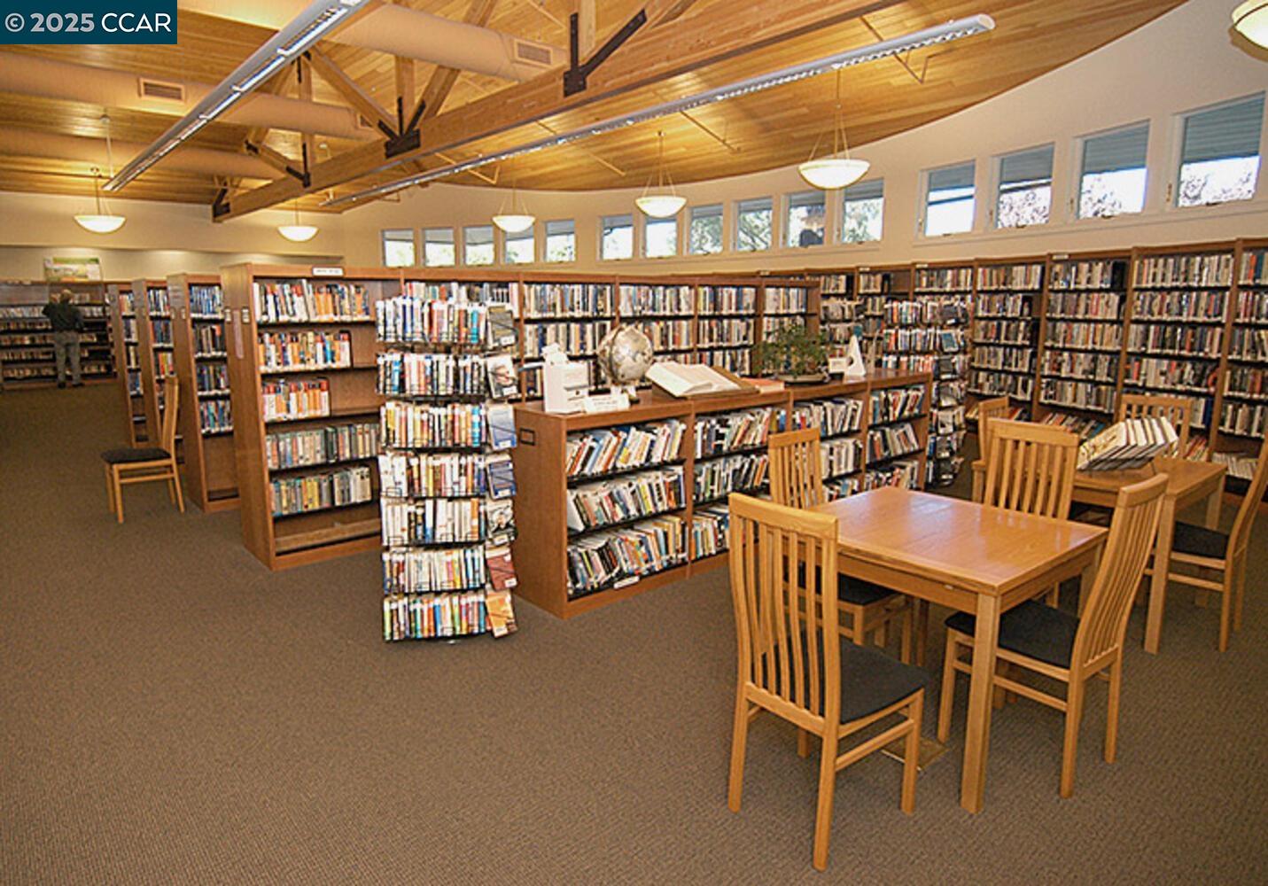 1501 Skycrest Dr # 3