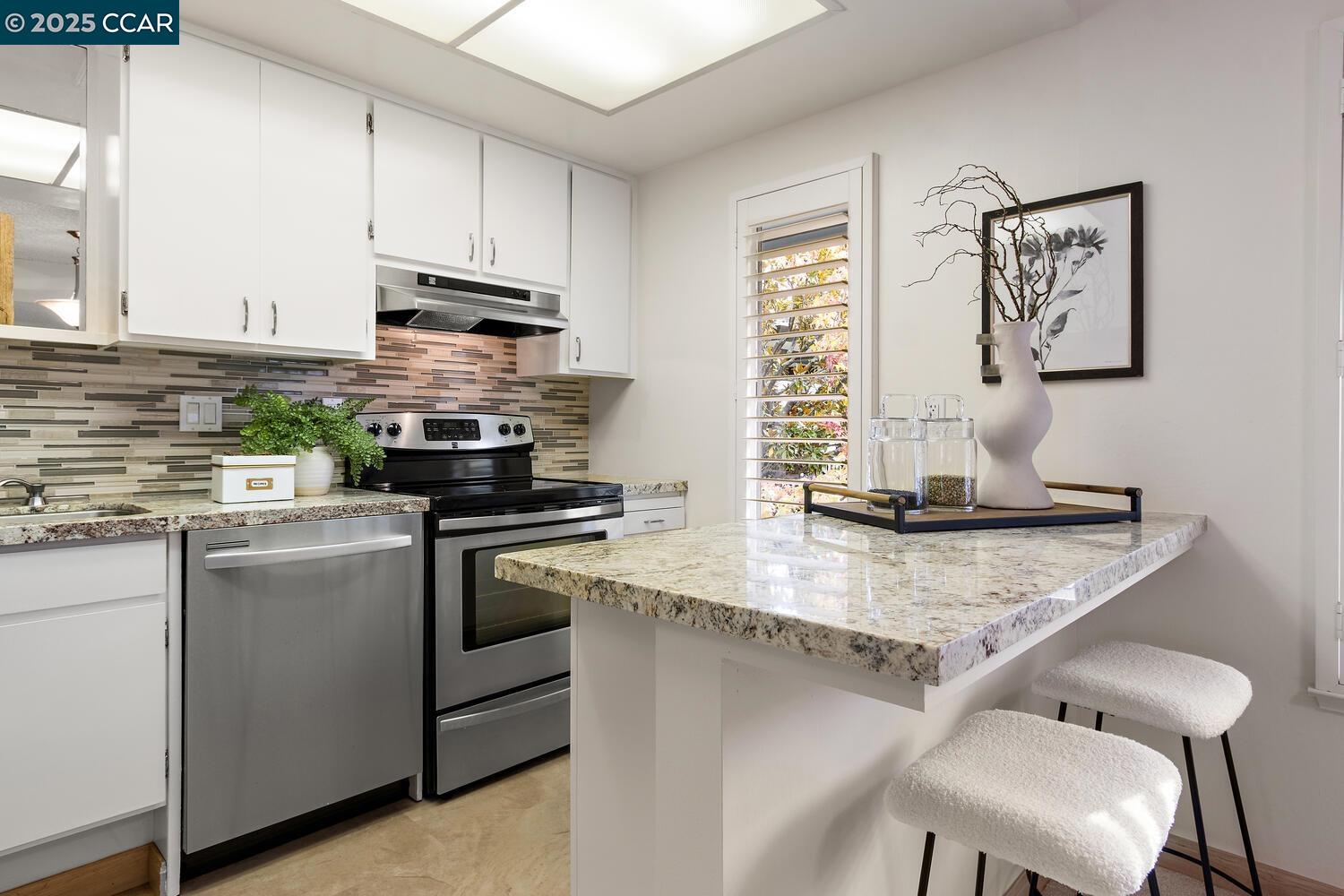 1501 Skycrest Dr # 3