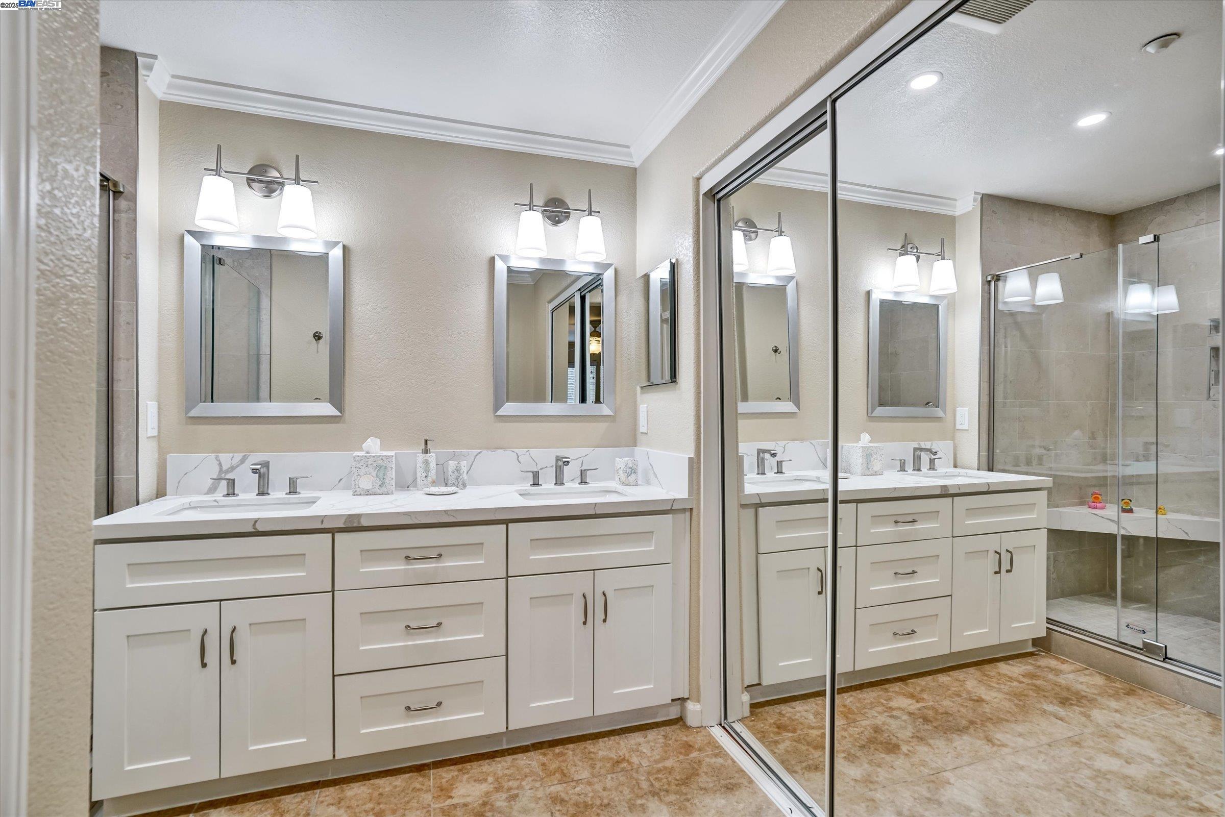 46 Meritage Cmn # 202