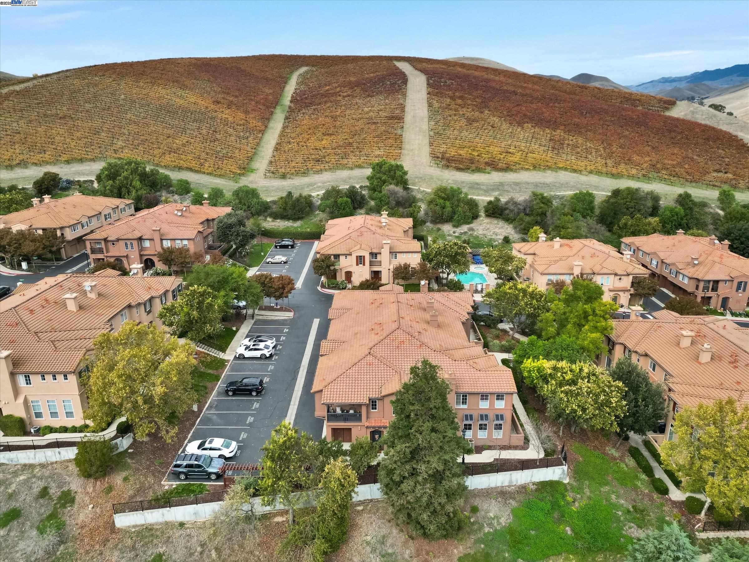 46 Meritage Cmn # 202