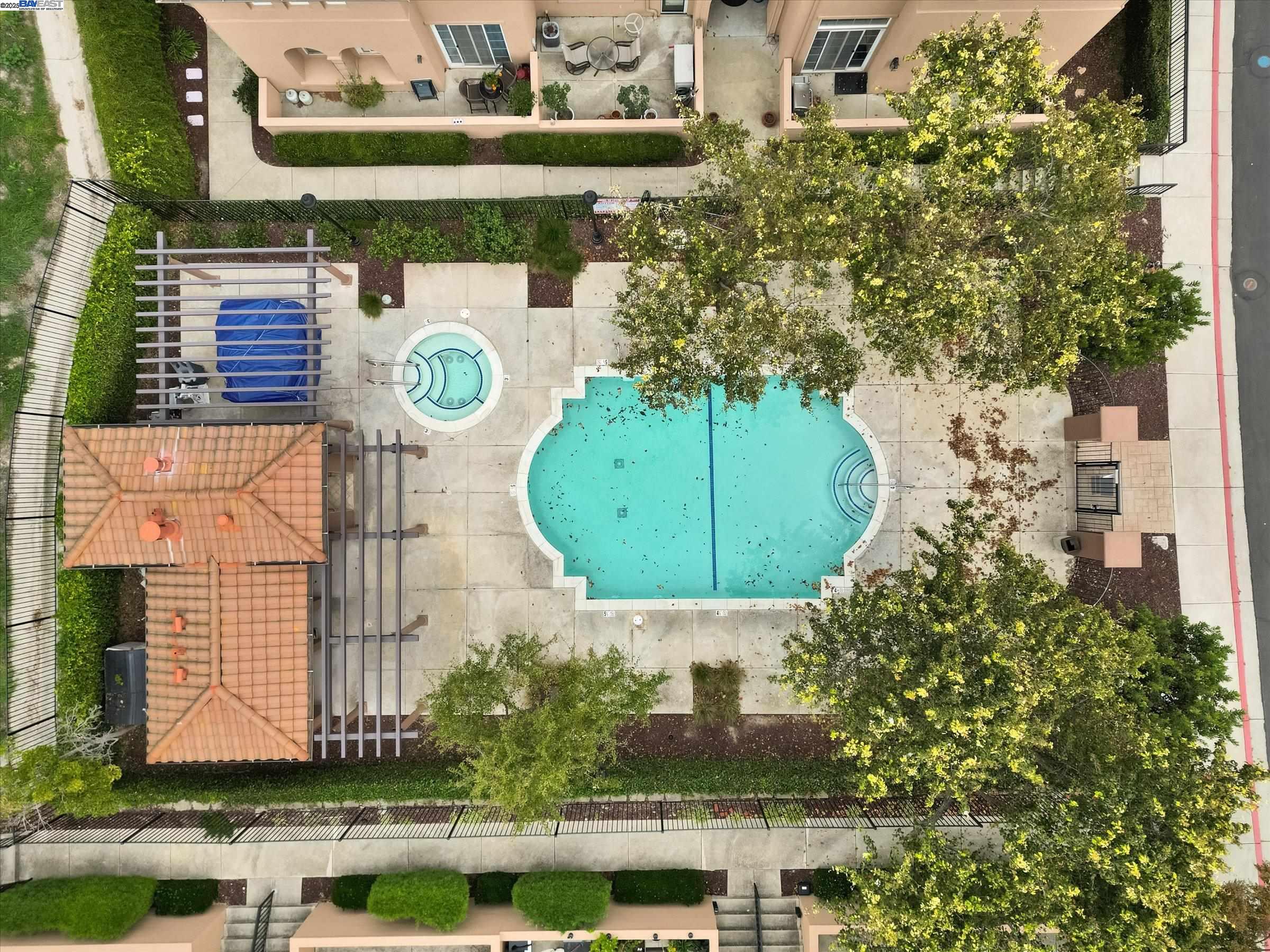 46 Meritage Cmn # 202