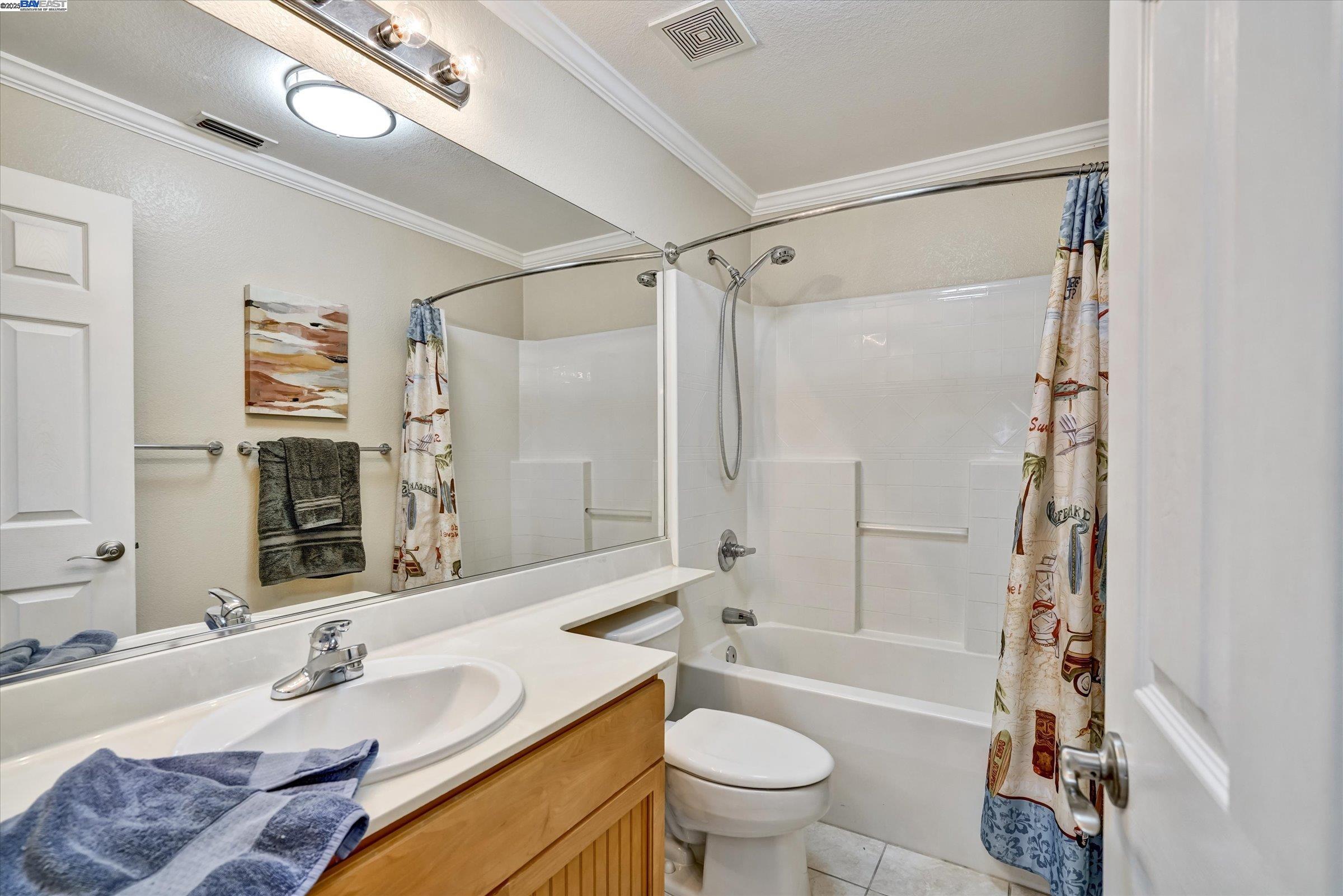 46 Meritage Cmn # 202