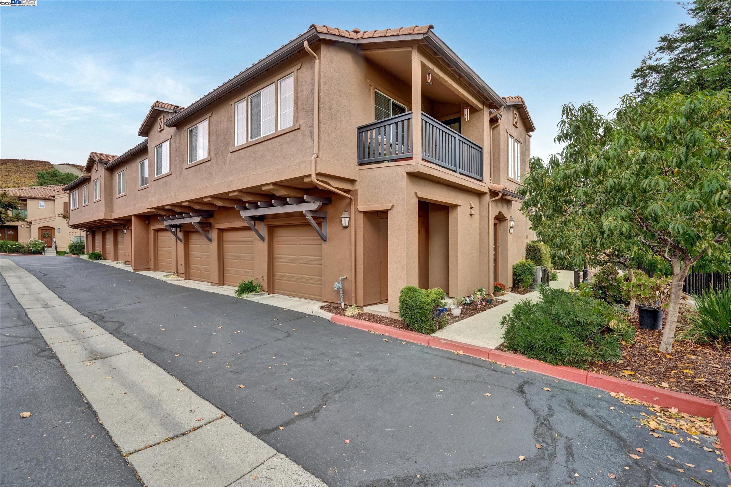 46 Meritage Cmn # 202