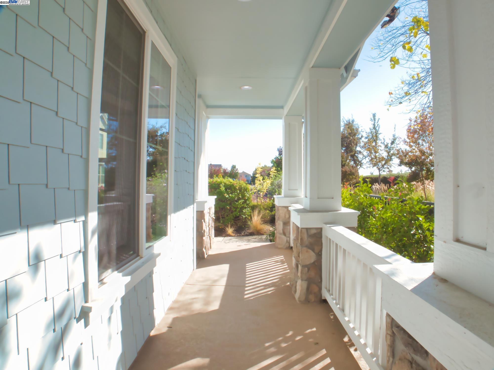 1553 Solitude Way
