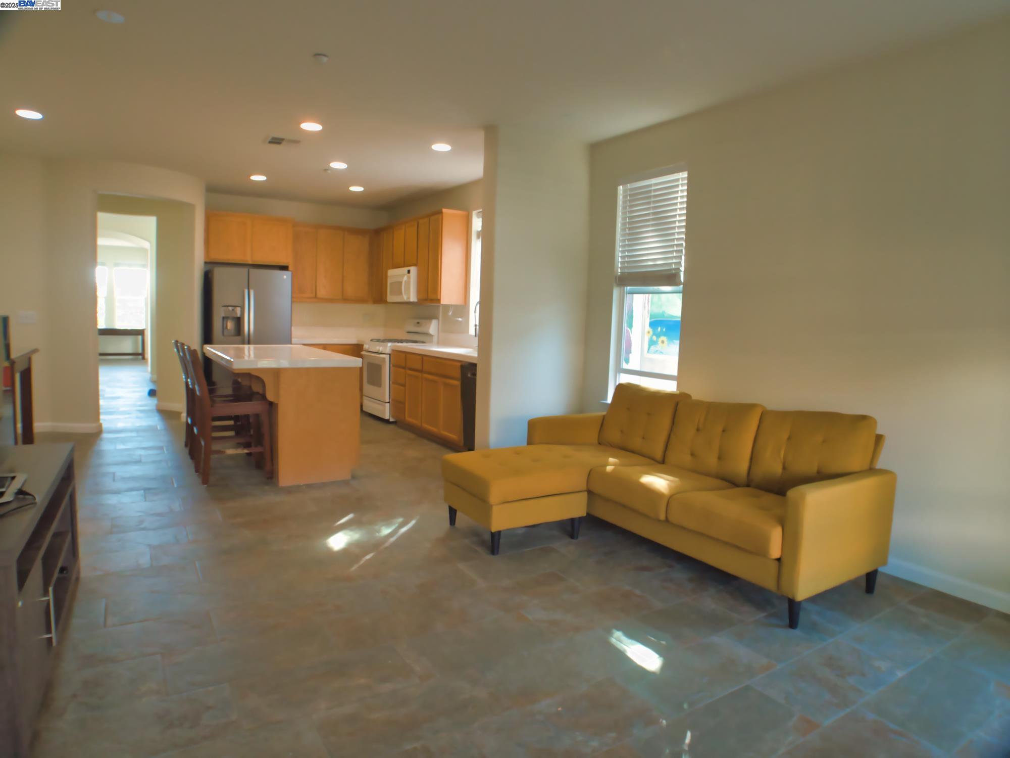 1553 Solitude Way