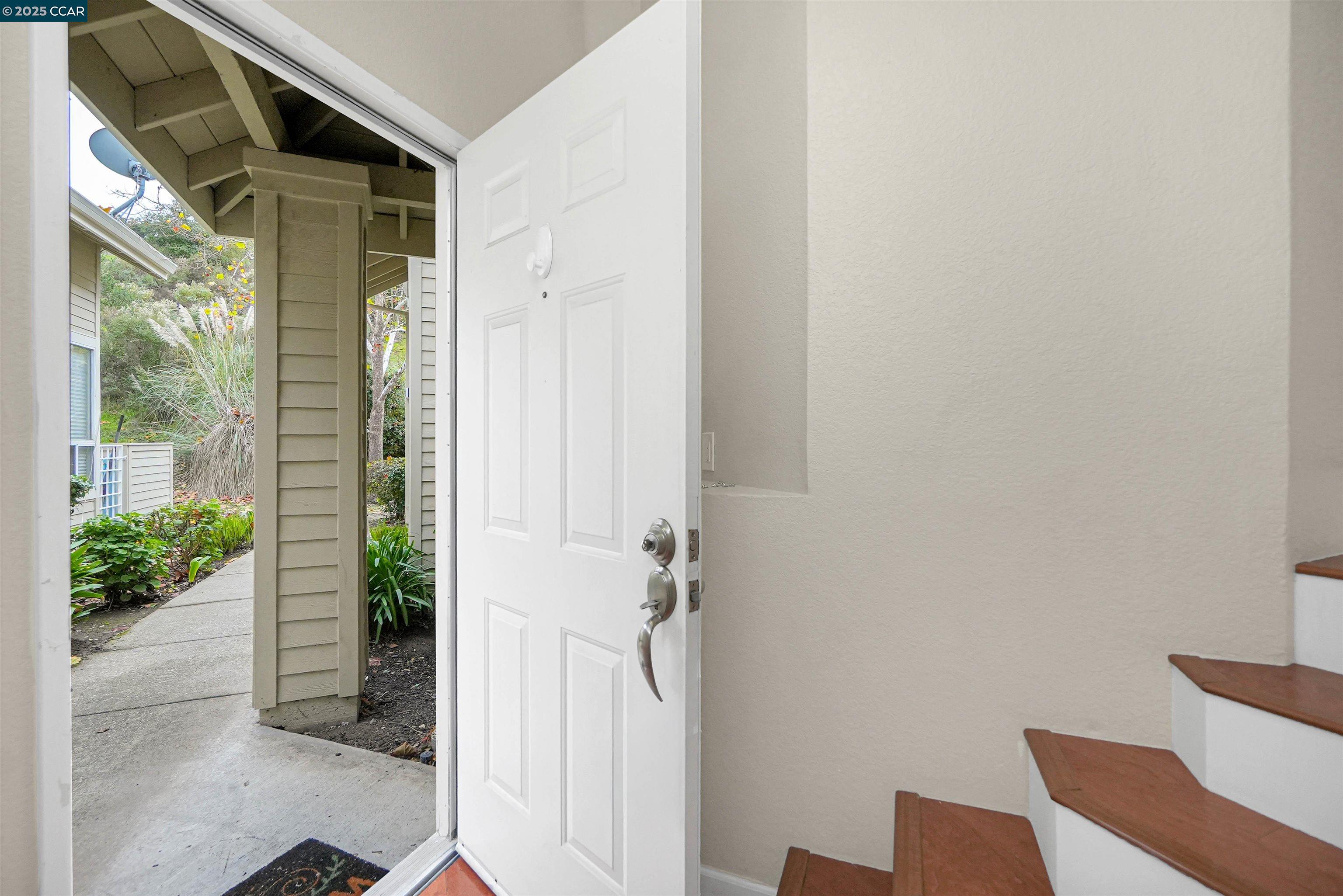 408 Lighthouse Ct