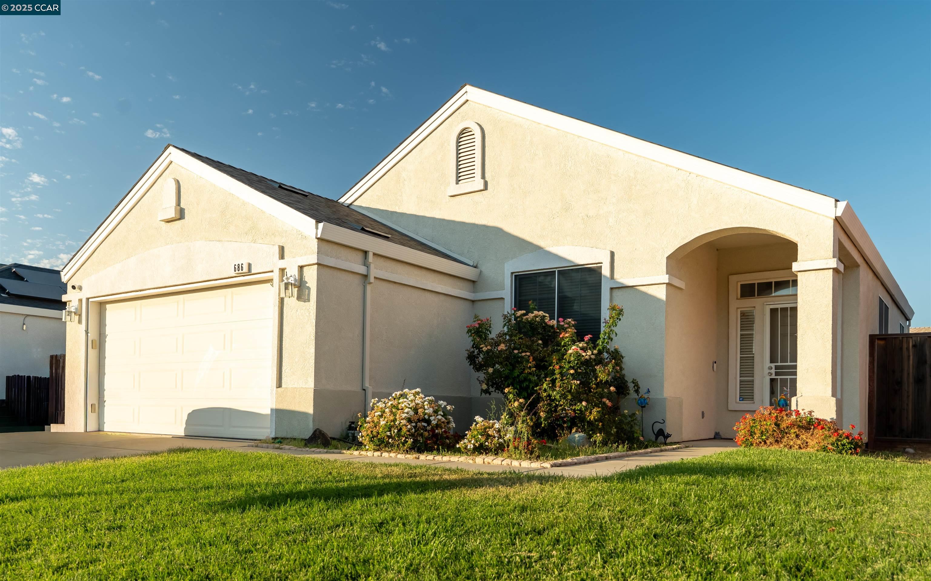 686 Anderson Way