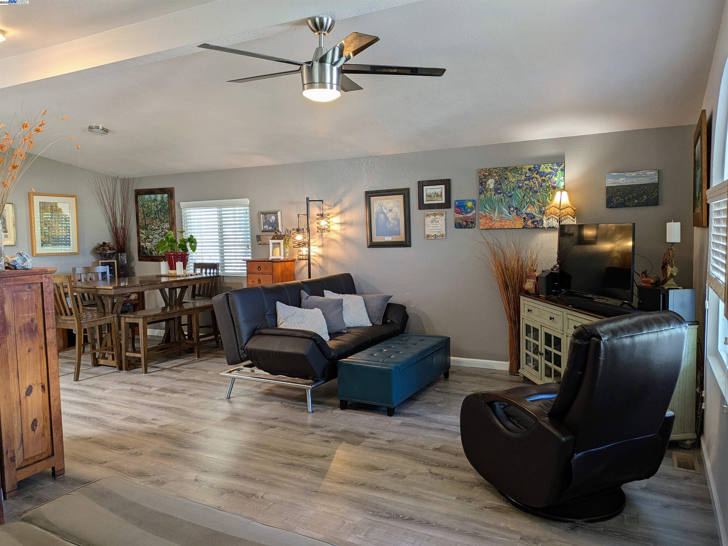 3231 Vineyard Ave # 33