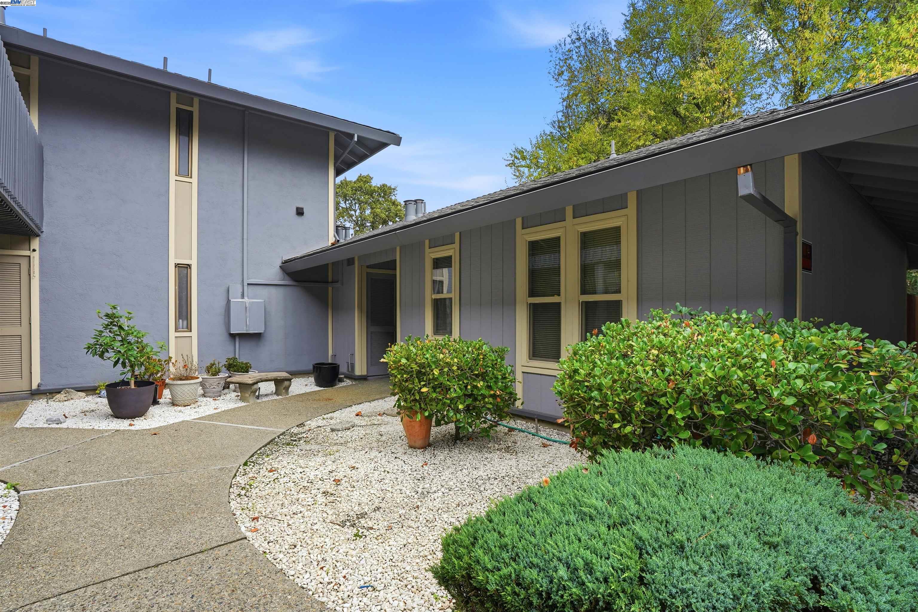 1930 Camino Verde # A