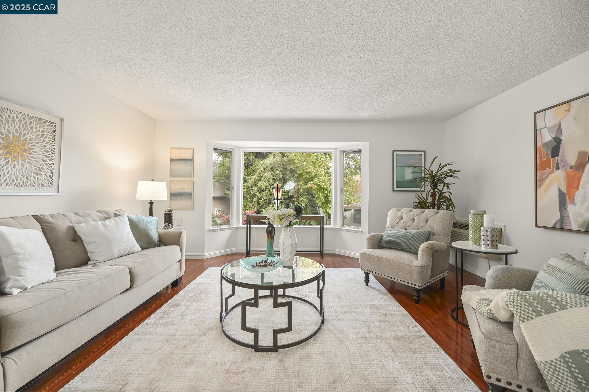 3465 Tice Creek Dr # 4 Unit: #4