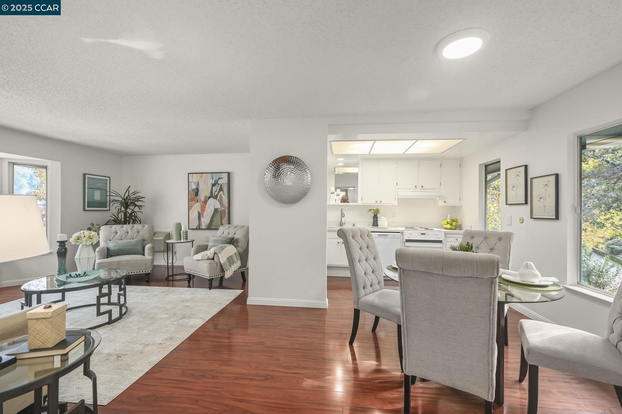 3465 Tice Creek Dr # 4 Unit: #4